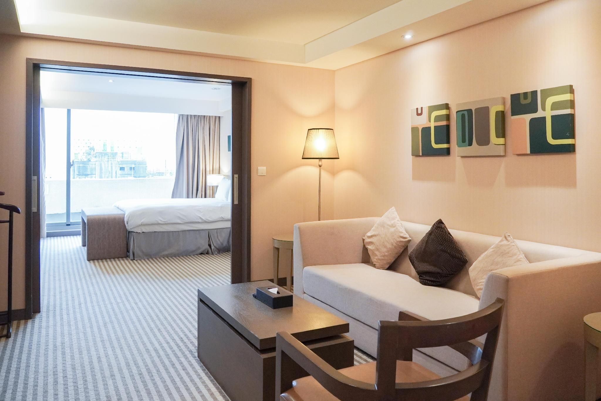 Deluxe Suite Double