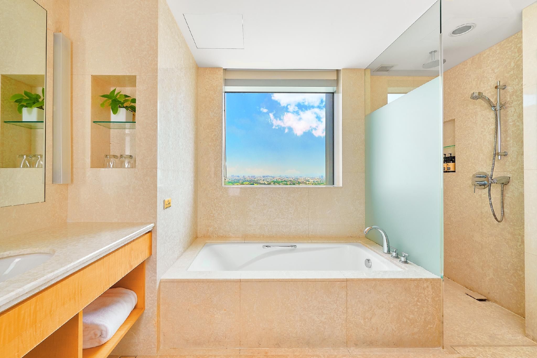 Adjoining Rooms