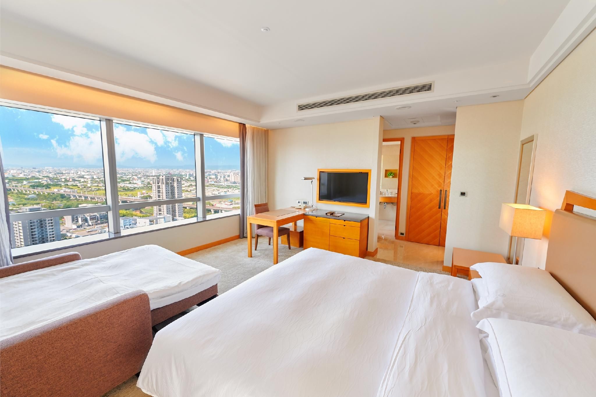 Family Room With Sofa Bed Non-Smoking