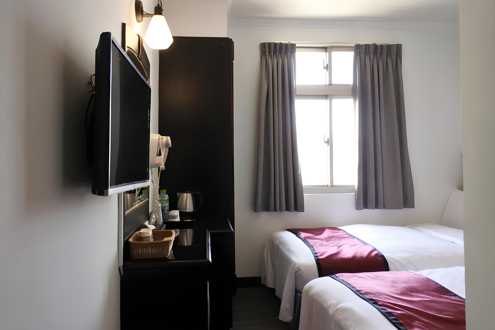 Standard Twin Room - No Pets Allowed