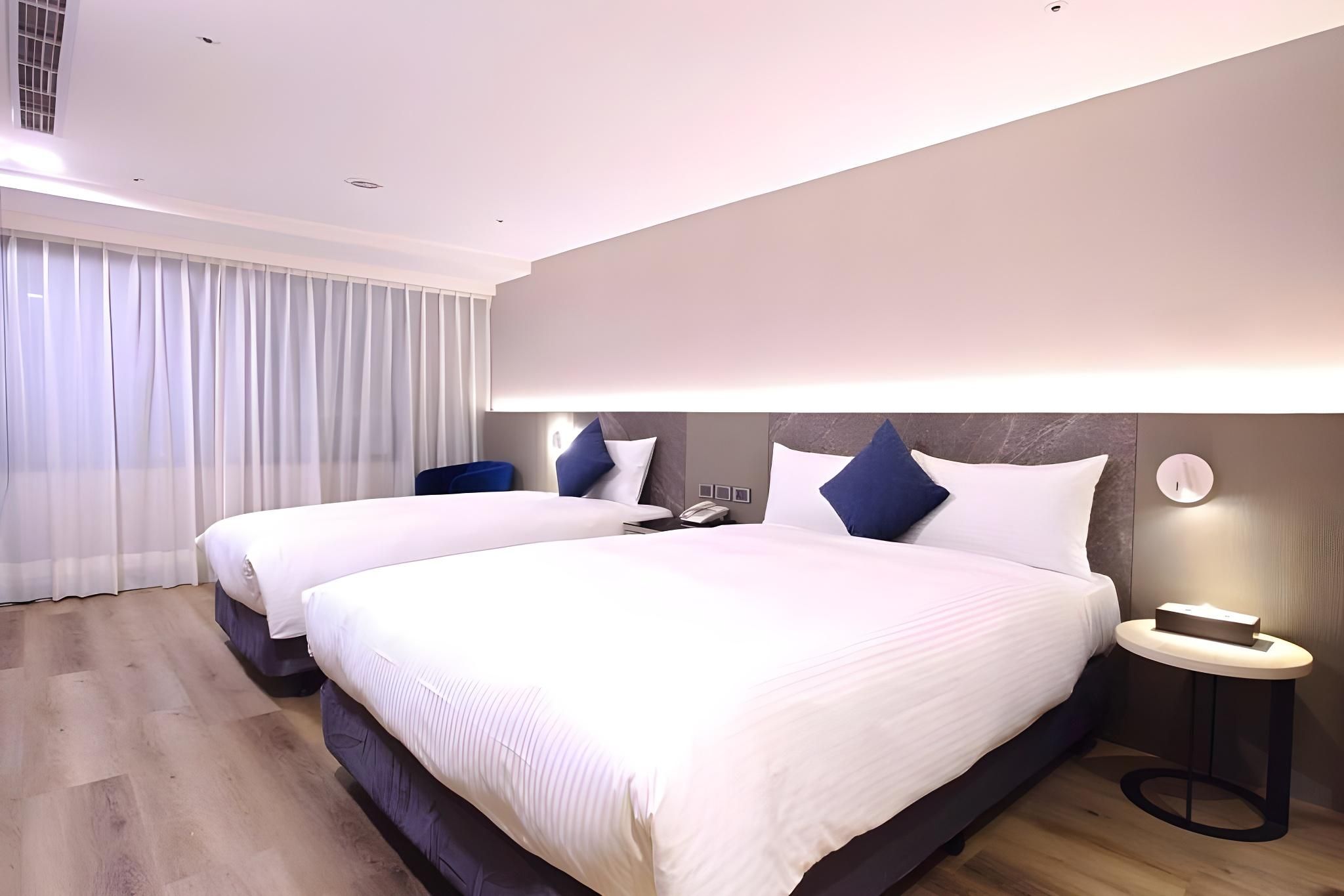 Exquisite Triple Room