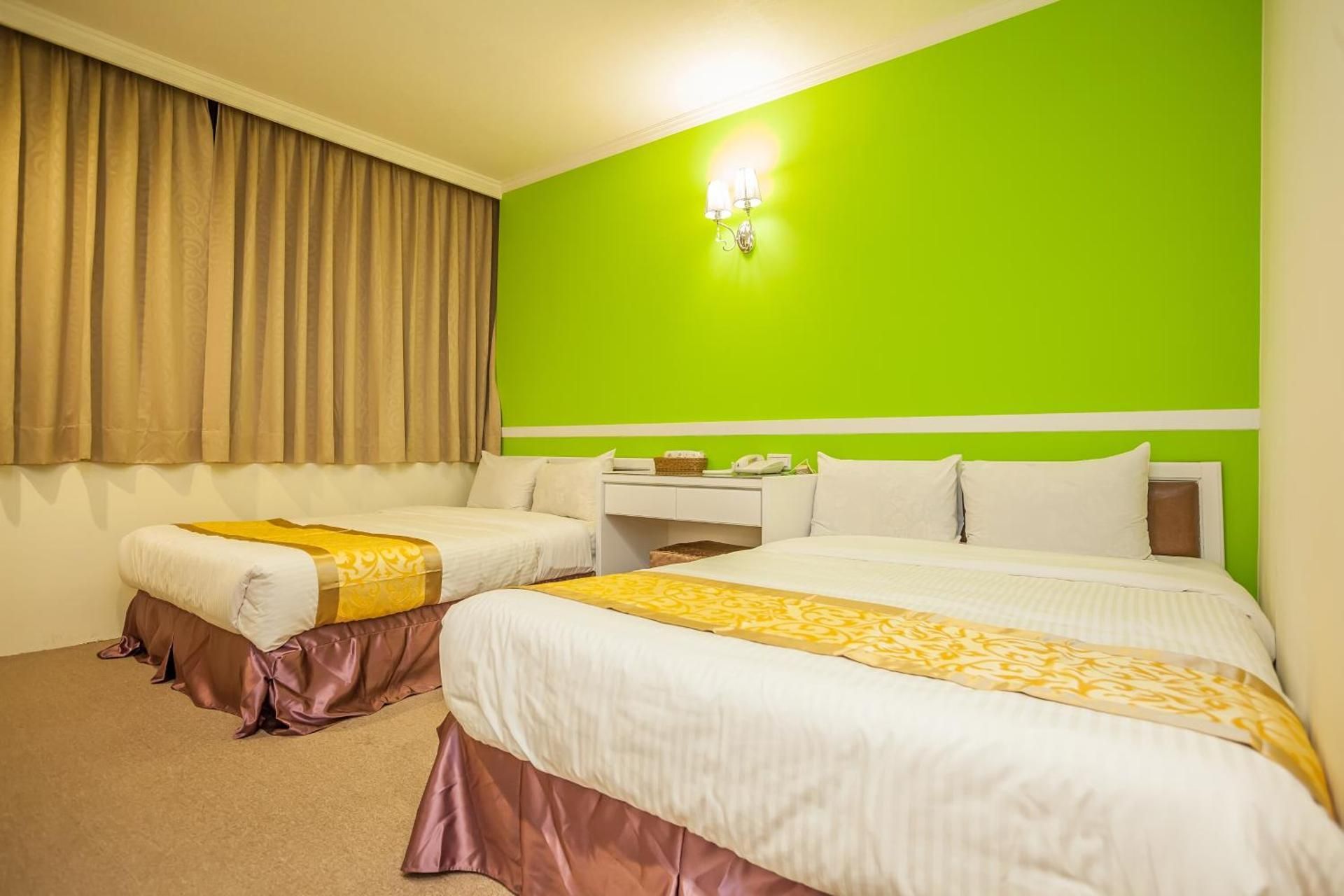 Standard Quadruple Room