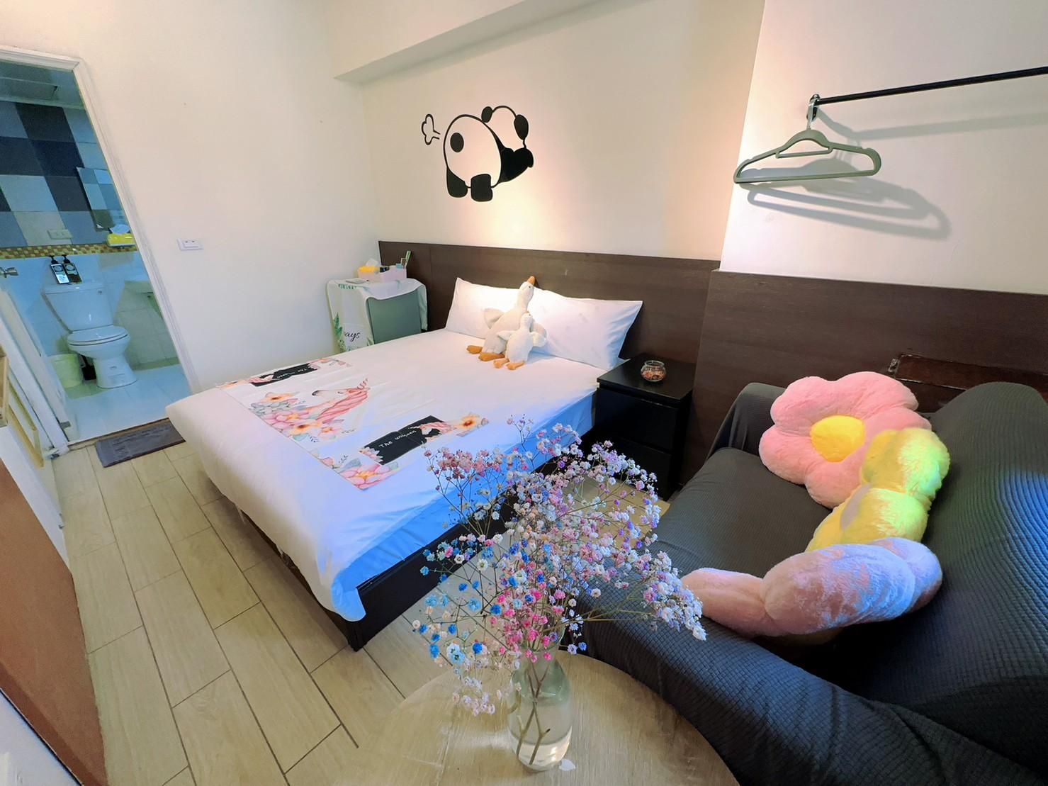 Superior Double Room with Shower - Non-Smoking