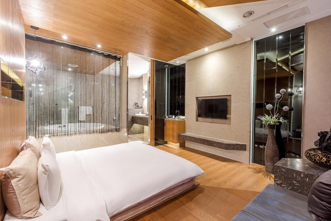 Double Room (Check-in after 18:00)