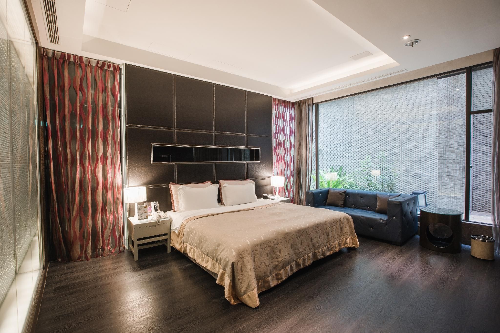 Prestige Double Room - Check-In After 6:00 PM