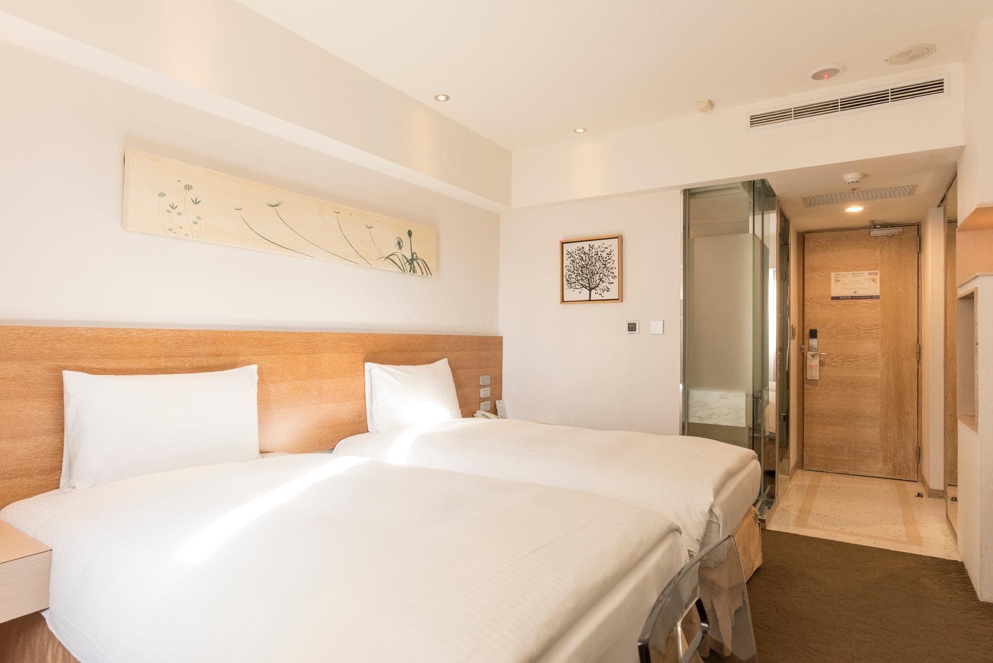 Twin Room for 2 People - Non-Smoking