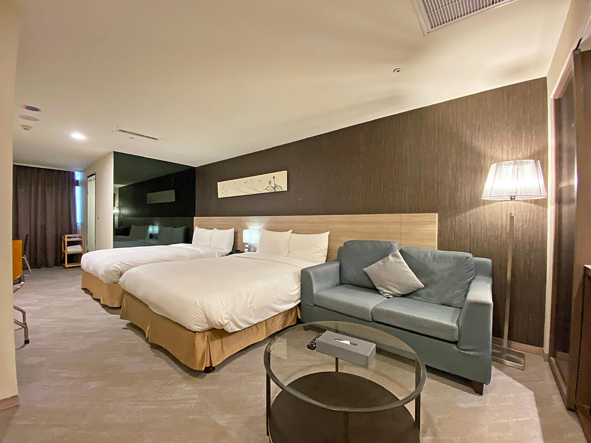 Deluxe Quadruple Room - Non-Smoking