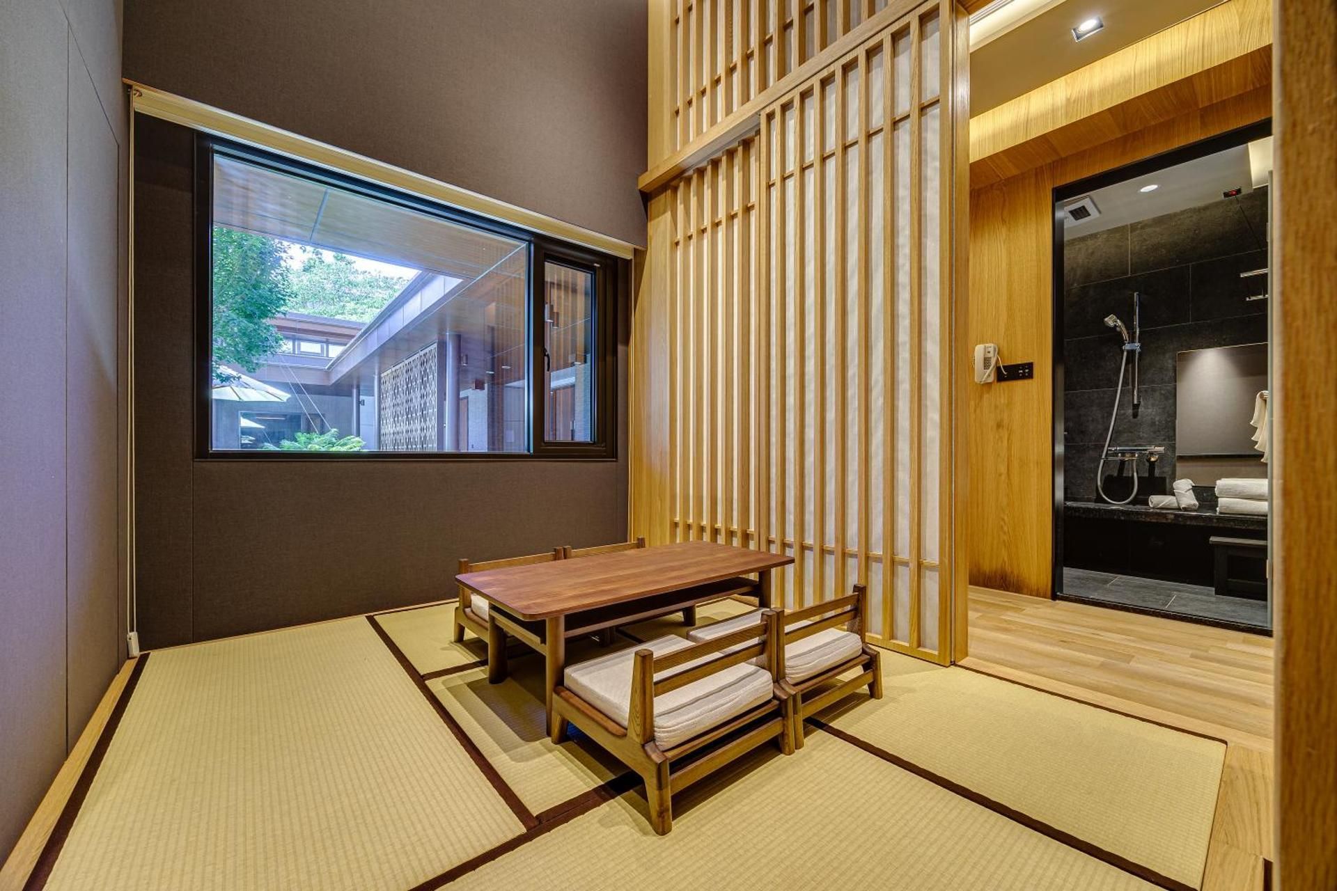Villa with Garden View