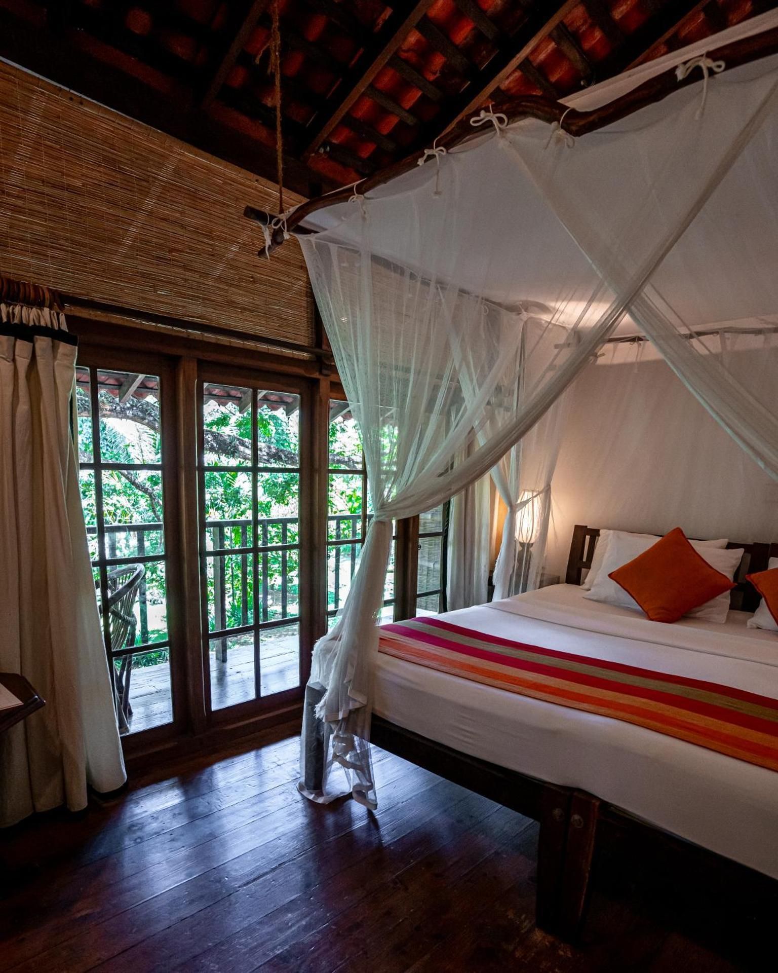 Deluxe Room with Balcony