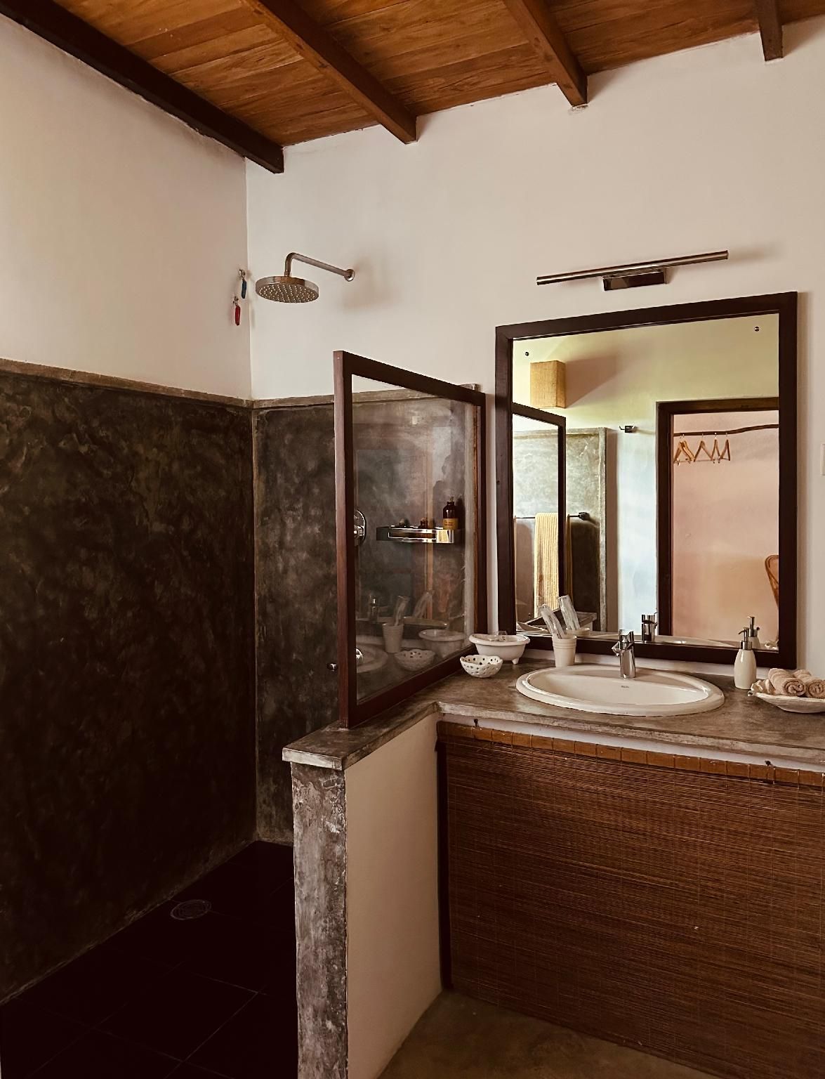 Deluxe Room Downstairs