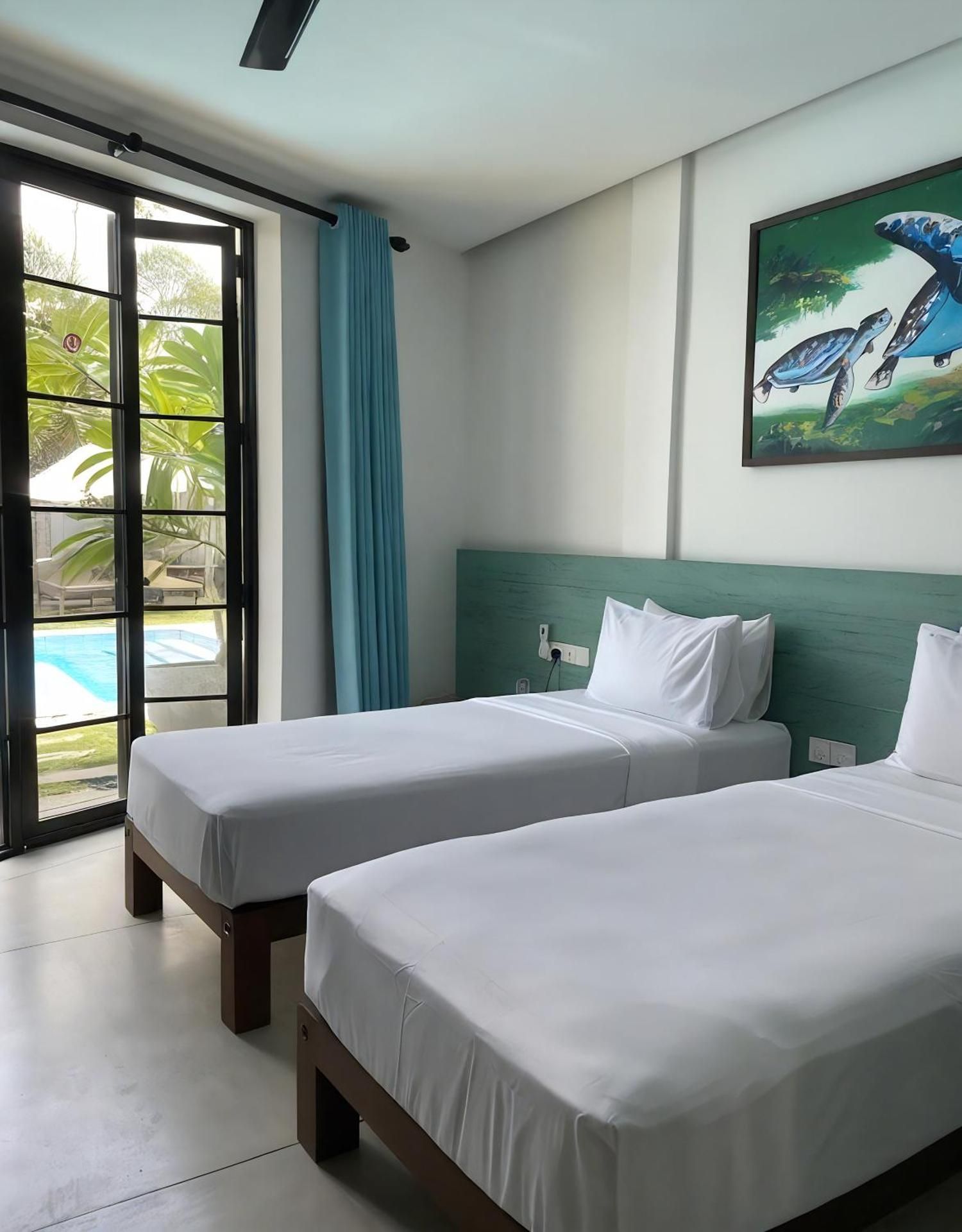 Double Room with Pool View