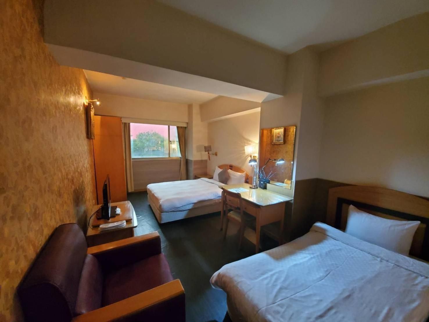 Taiwan Berkeley Hotel City Center Family Suite