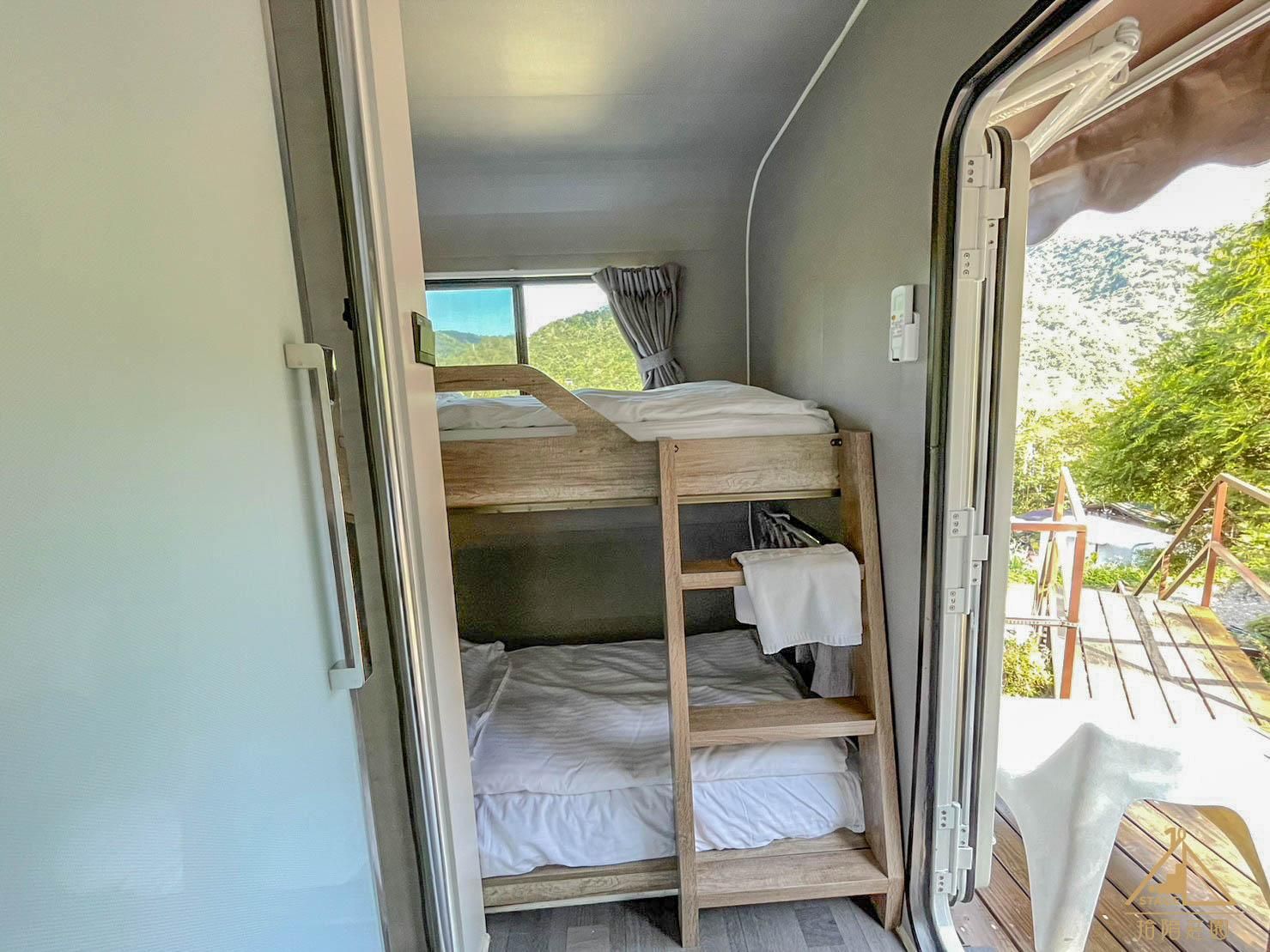 TenStage Manor Premium Room with View