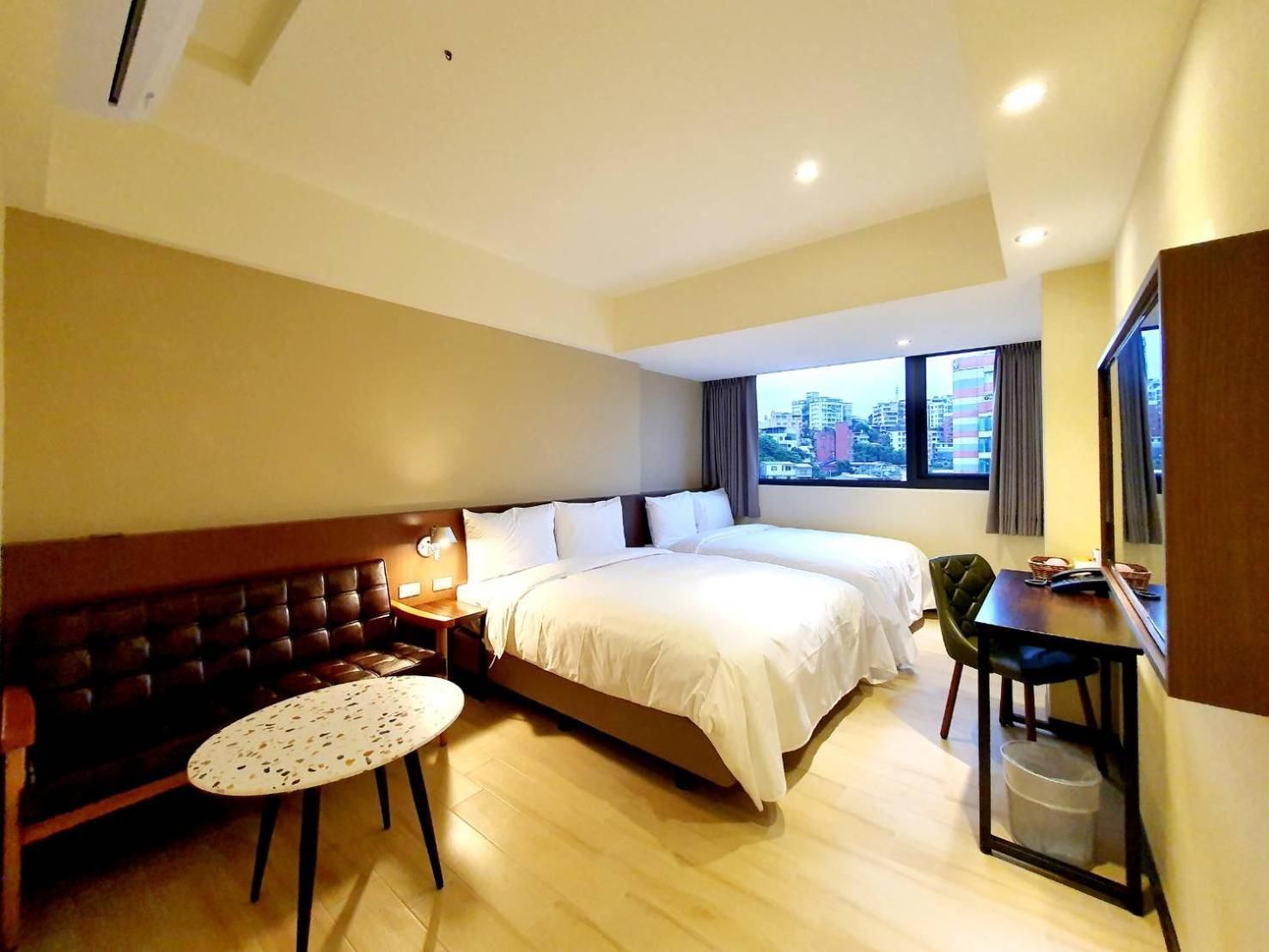 New Dahua-Just live inn Guest House Twin Room