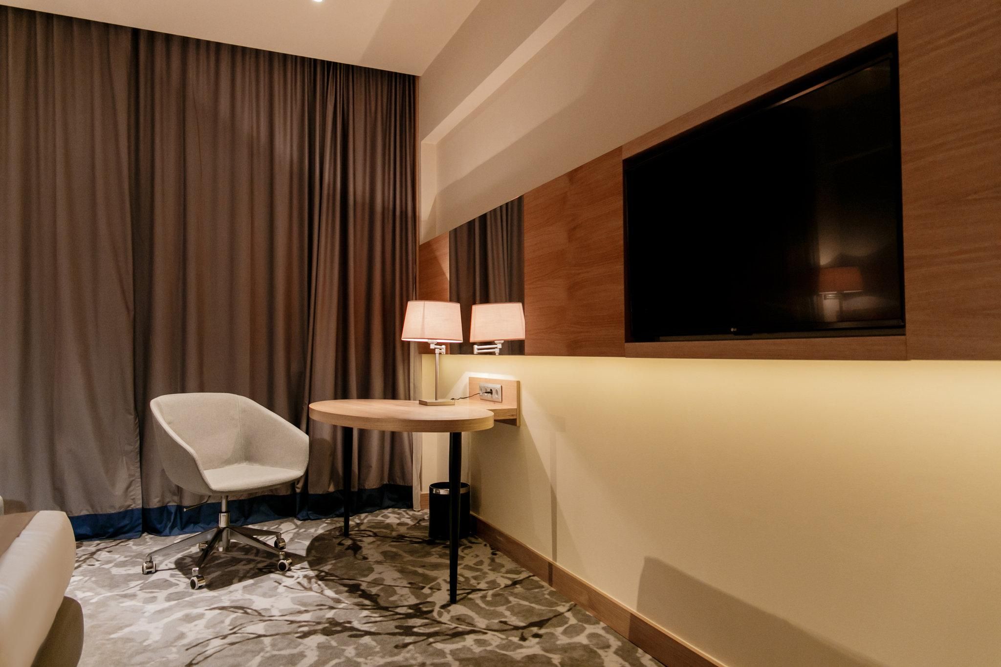 2 Bed Deluxe Non-Smoking