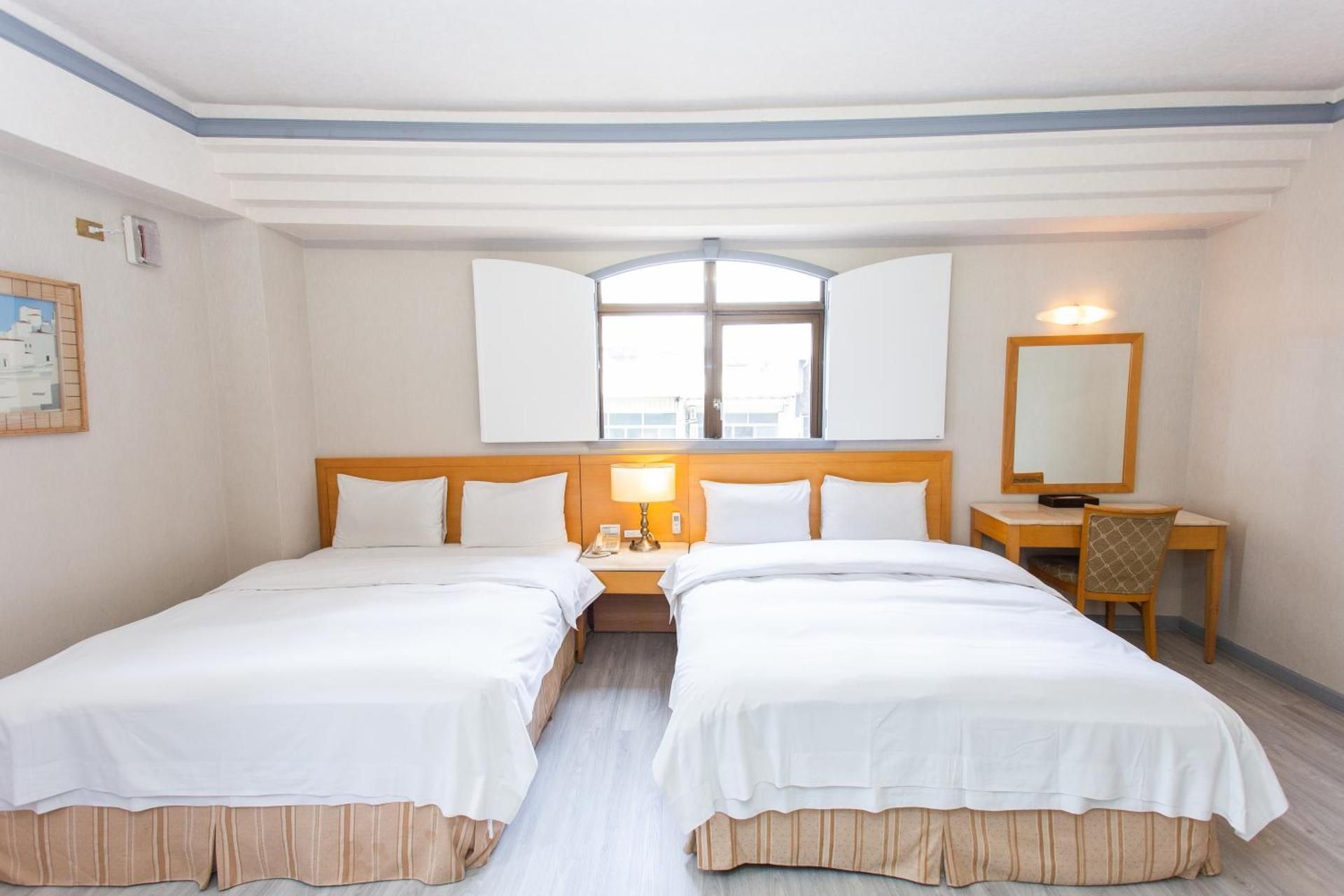 Deluxe Quadruple Room