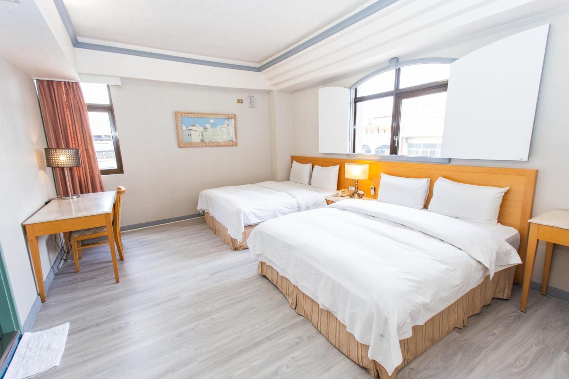 Deluxe Quadruple Room