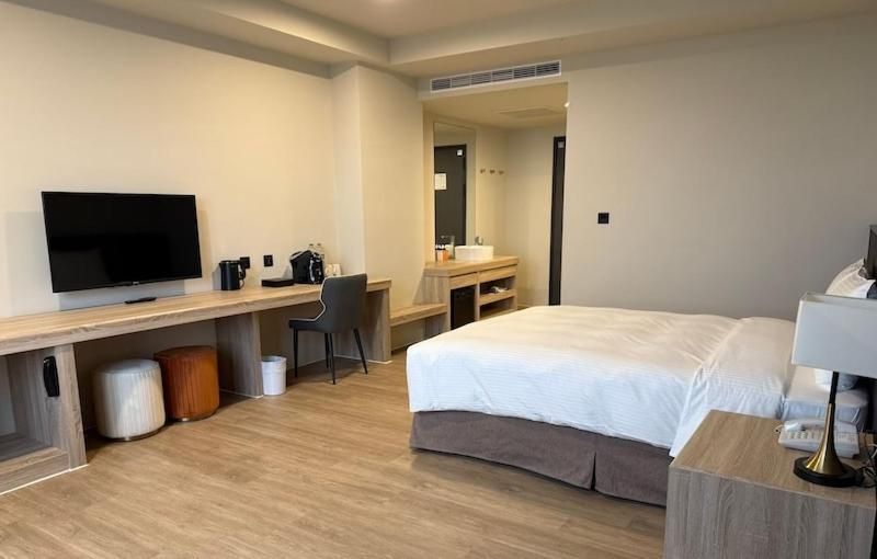 Standard Double Room (Check-in after 18:00)