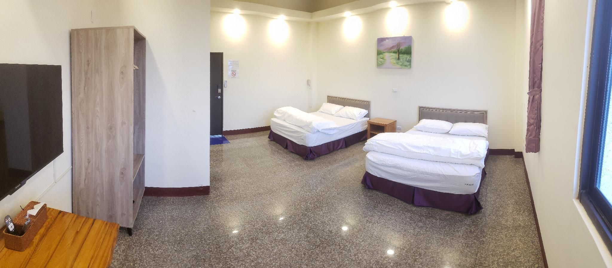 Quadruple Room for 4 People - Non-Smoking