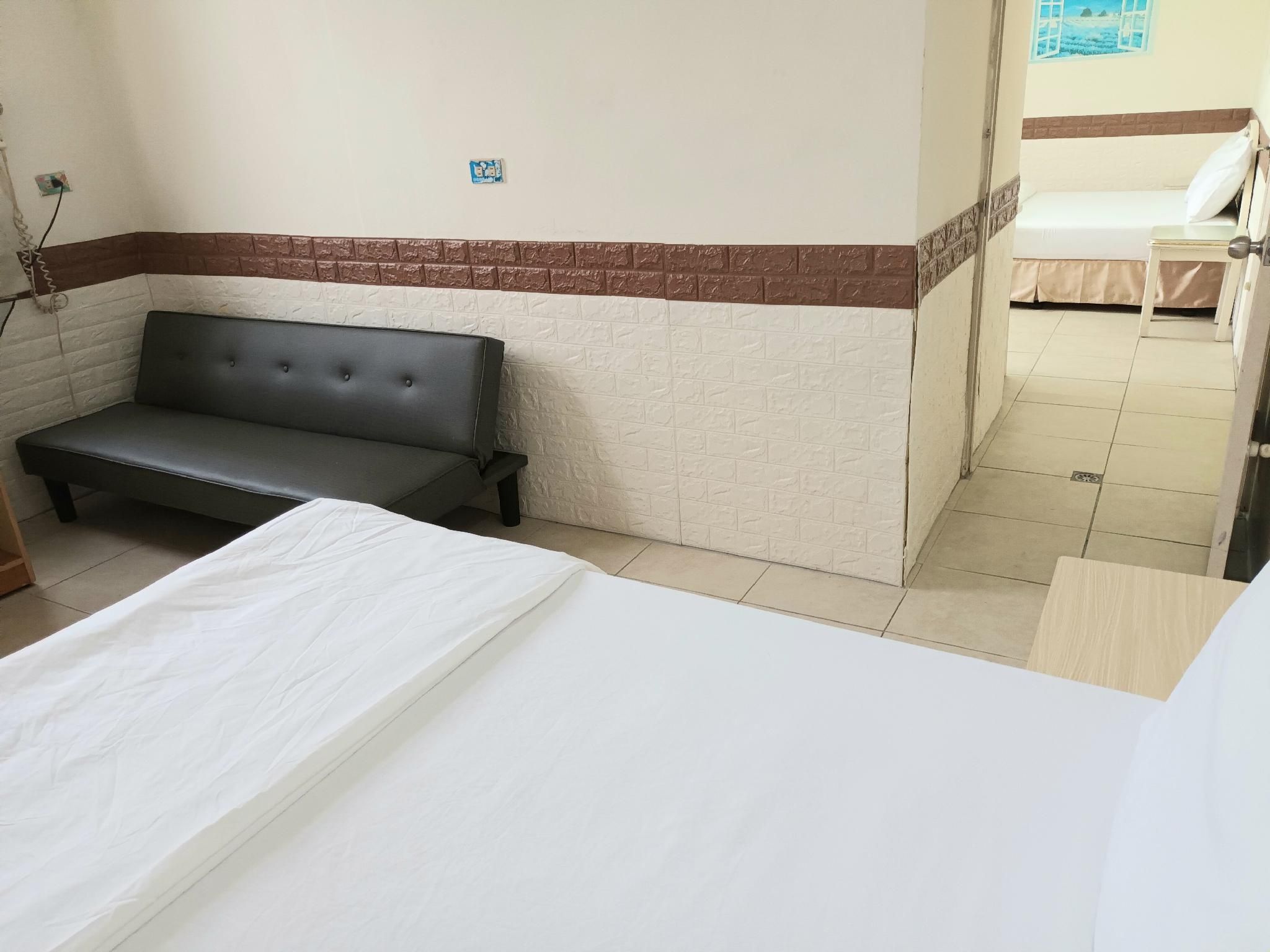 Quadruple Room with Bathroom