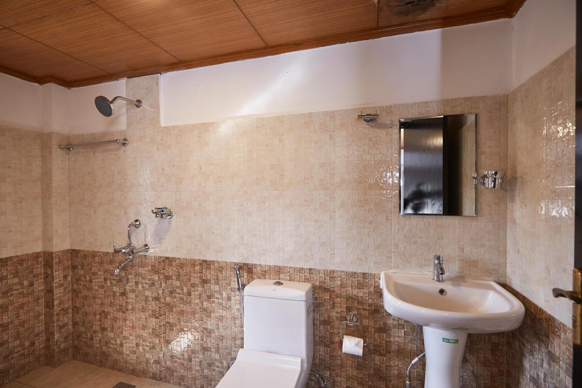 Bandipur Bliss Deluxe King Room 3