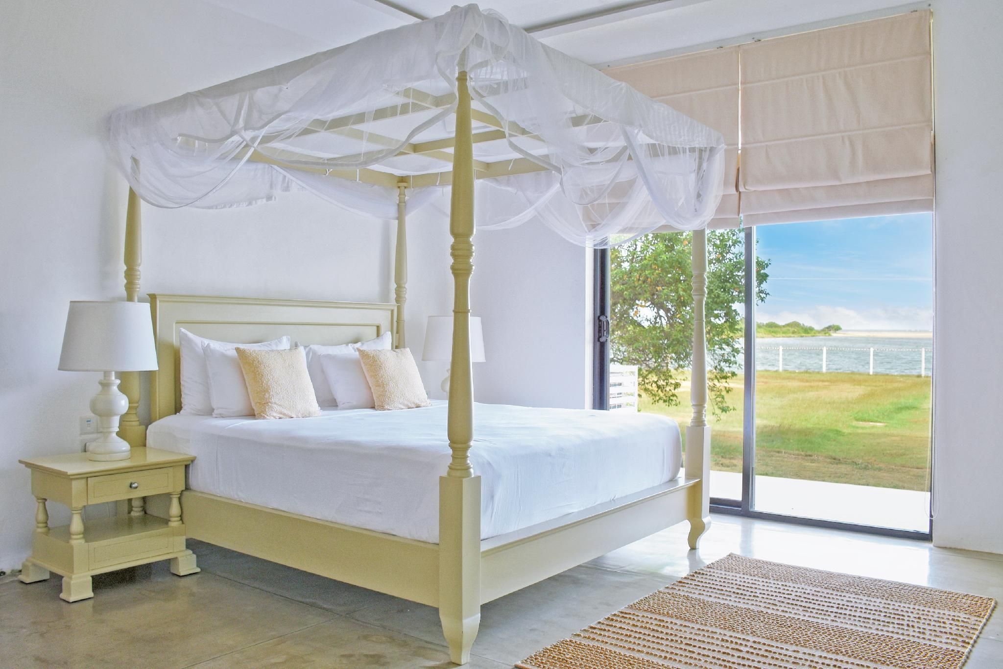 Deluxe Room with Sea View