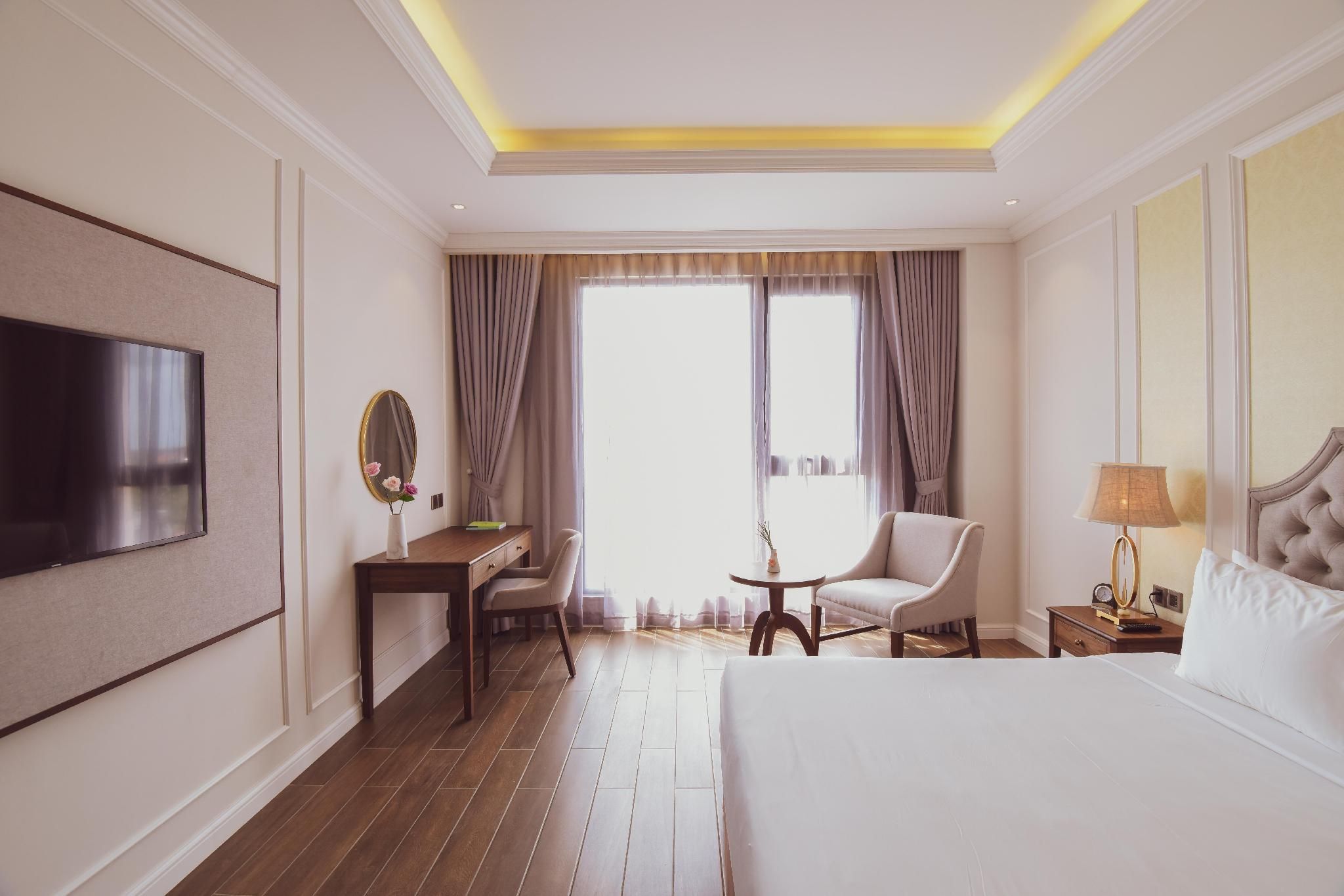 Phu Cuong Hotel Ca Mau Superior City View Double Room