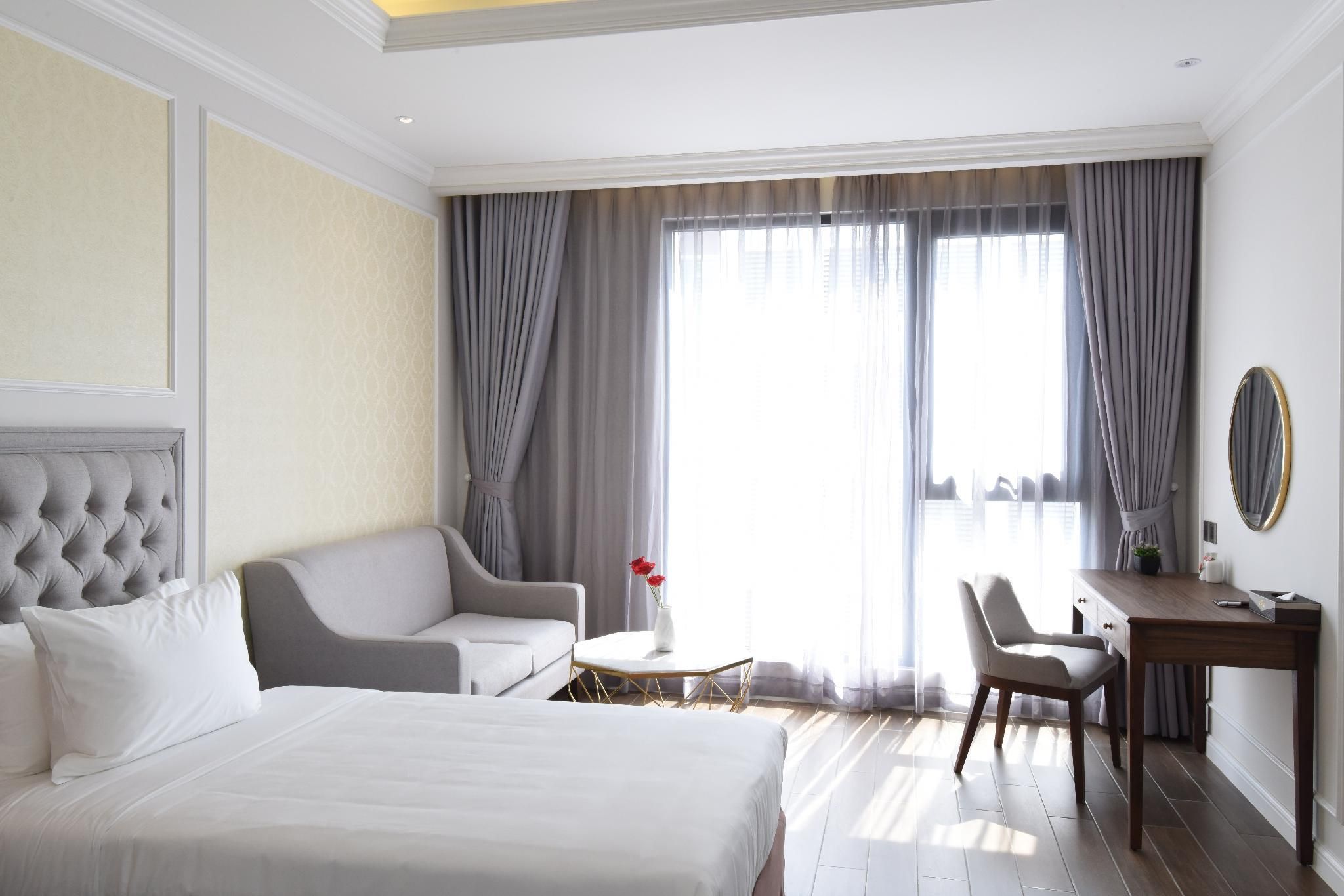 Superior City View Twin Room