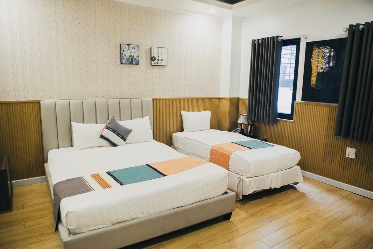 Triple Room