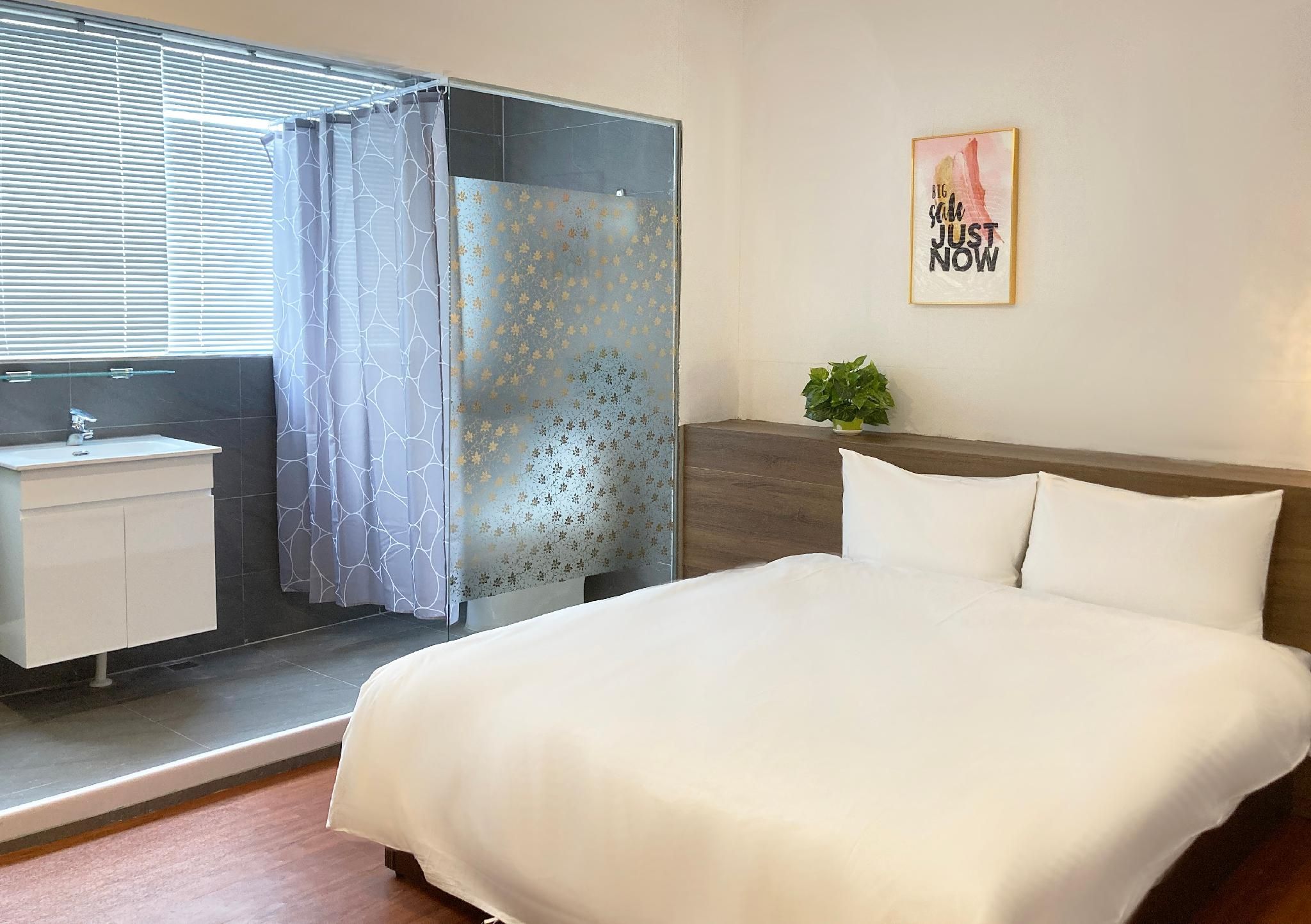 Double Room with View