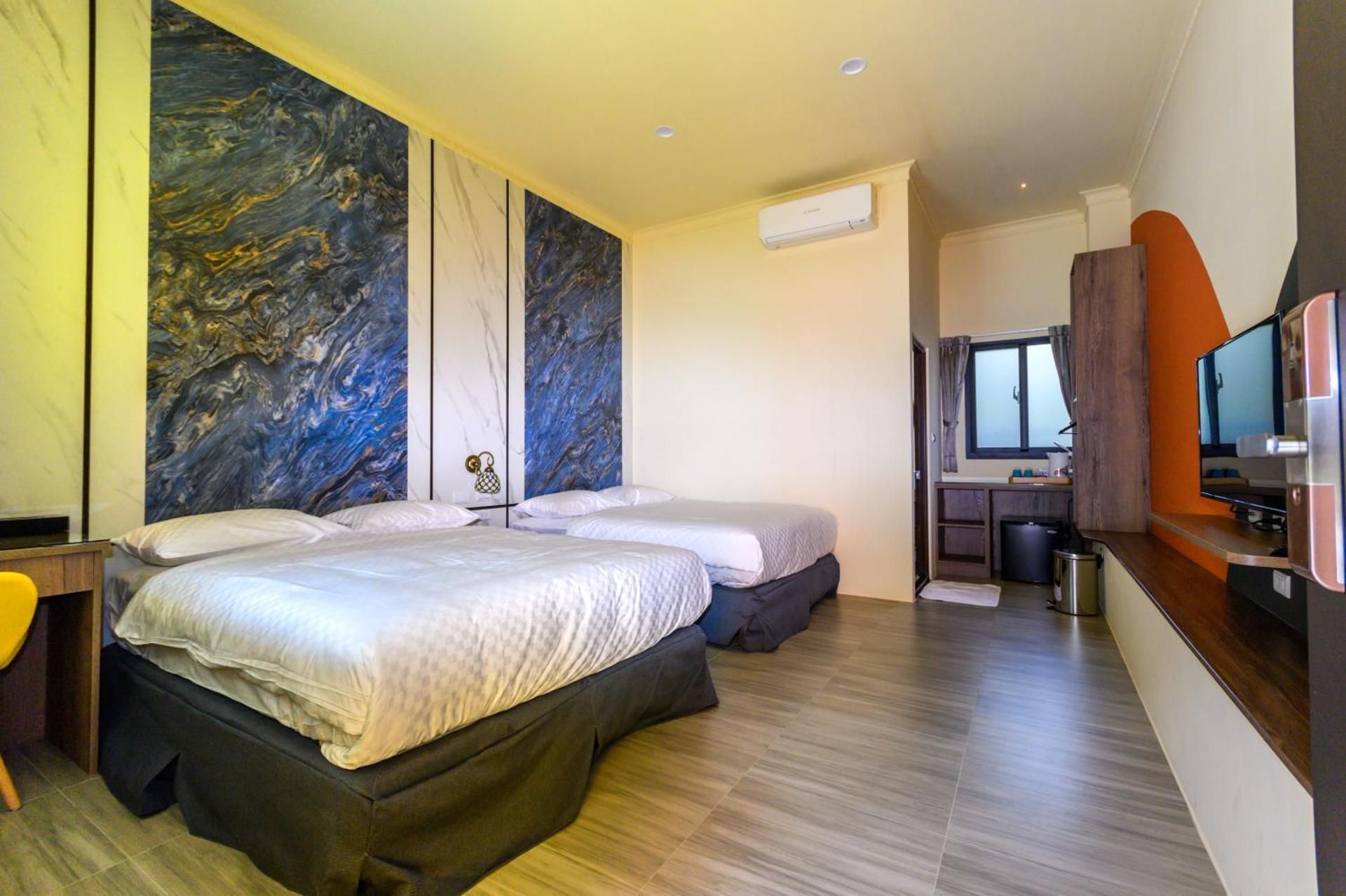 Quadruple Room with Bathroom