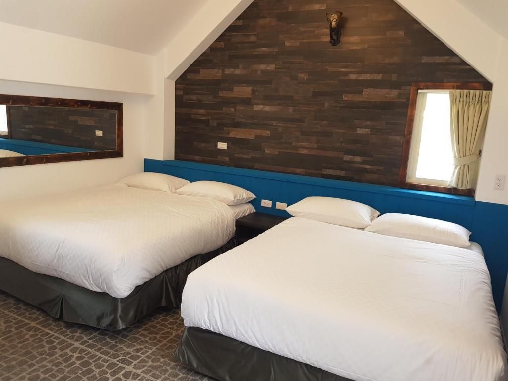 Quadruple Room with Bathroom