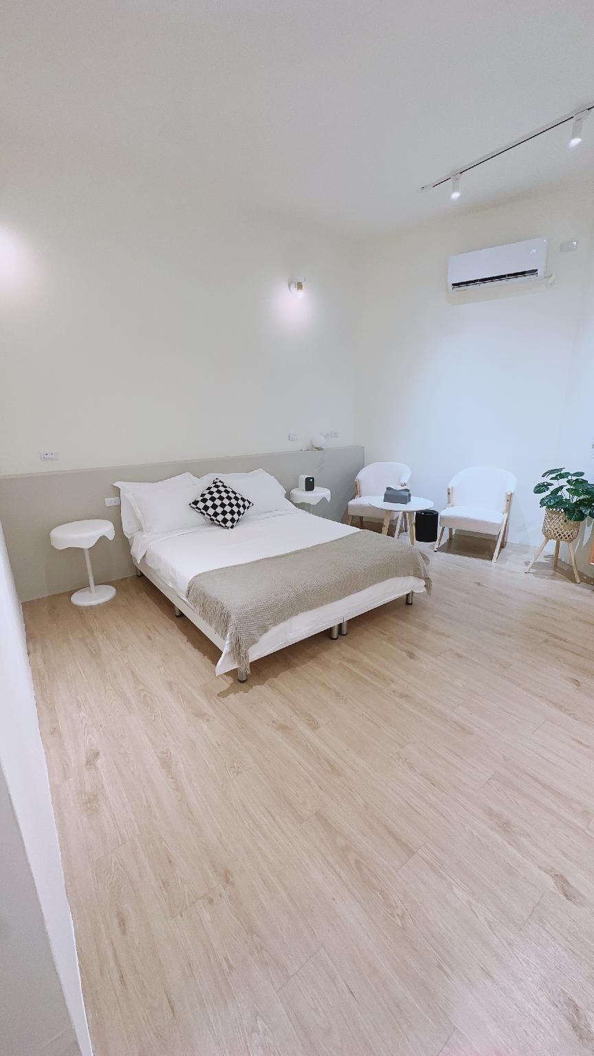 Mountain_daily Double Suite