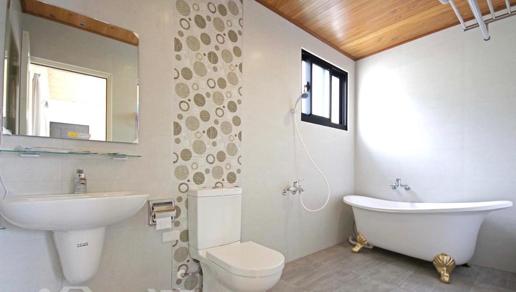 MY B&B Quadruple Room with Bathroom 2