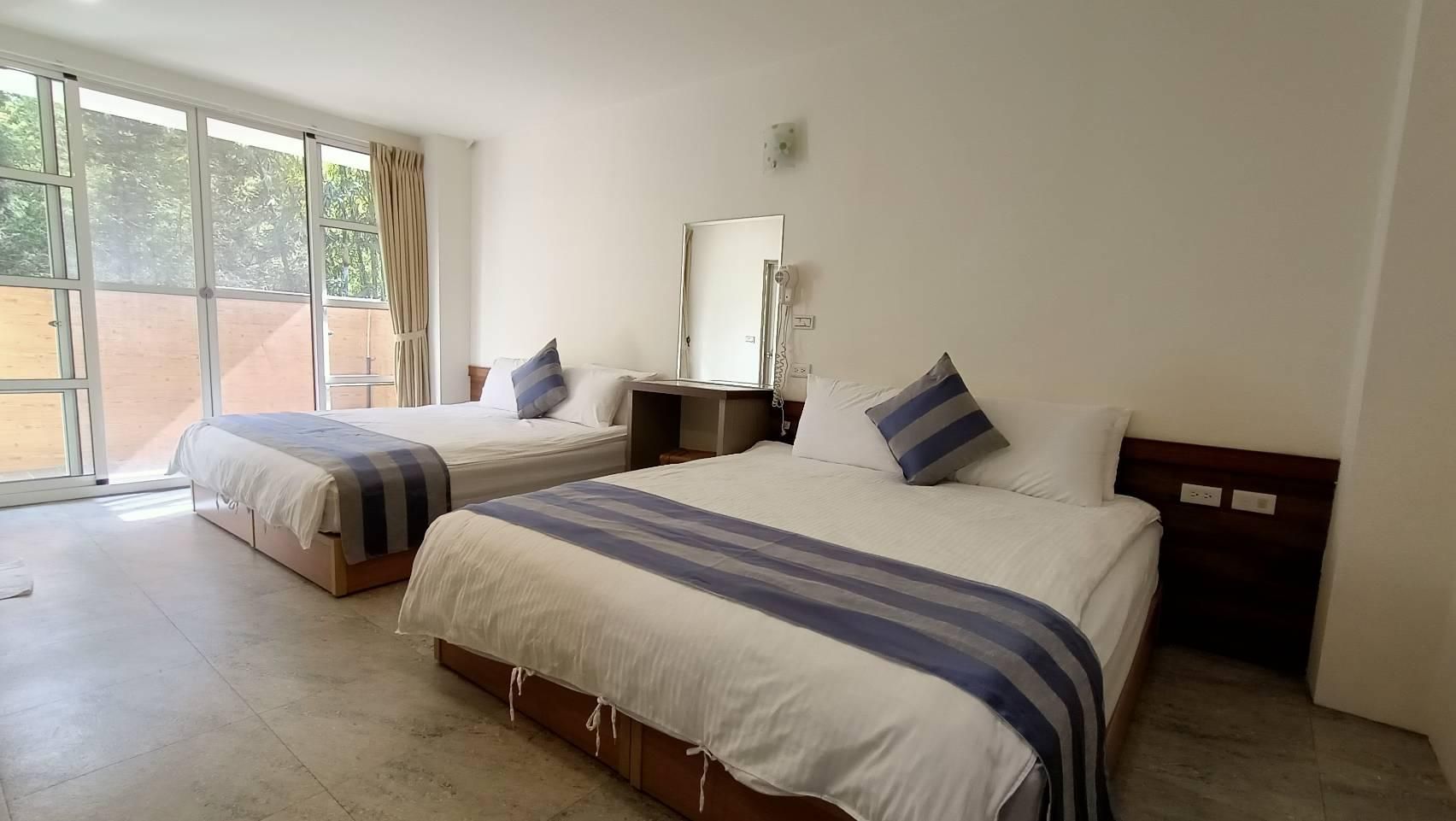Quadruple Room with Balcony