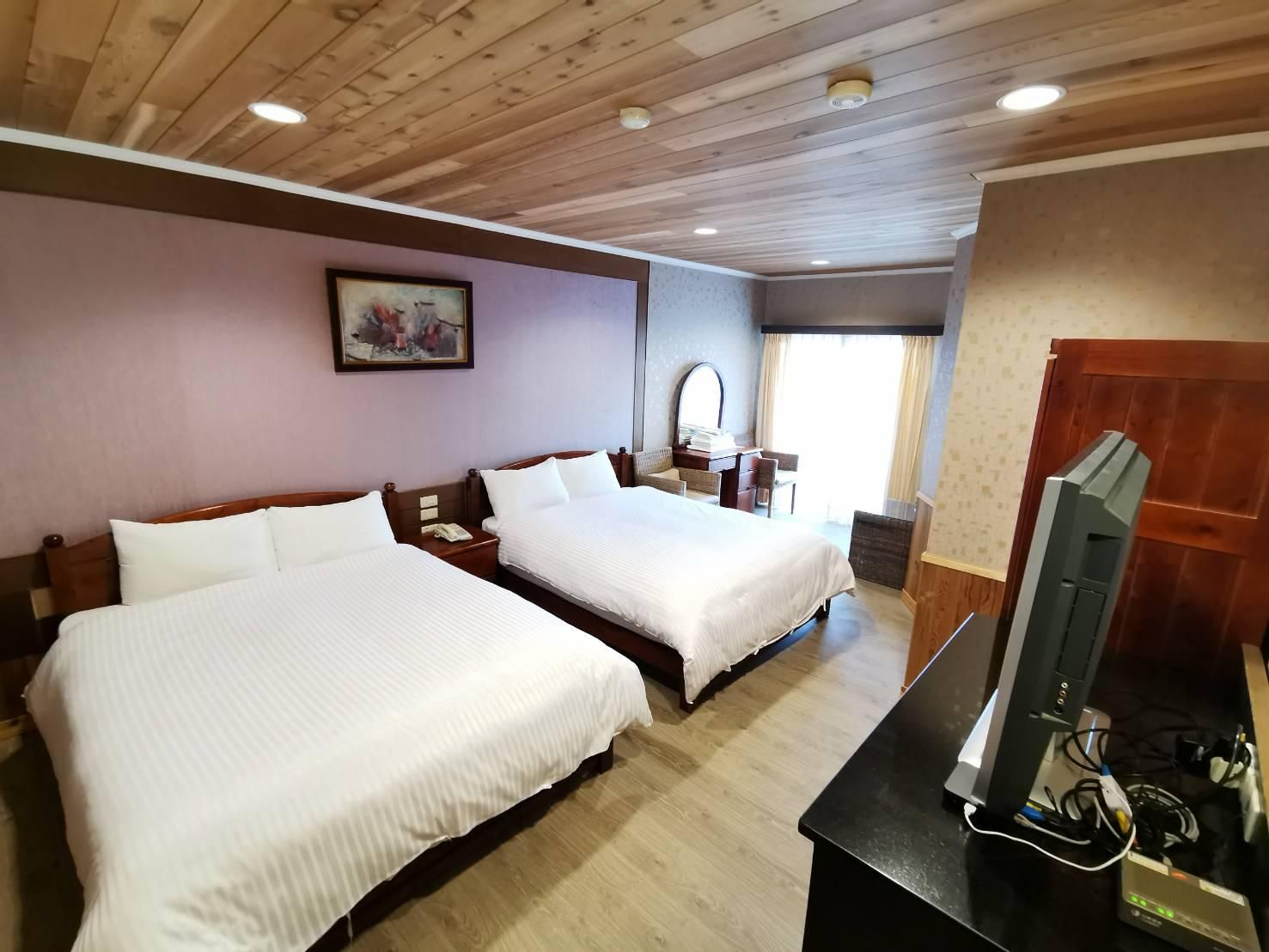 Cingjing Dream Town Quad Room 2