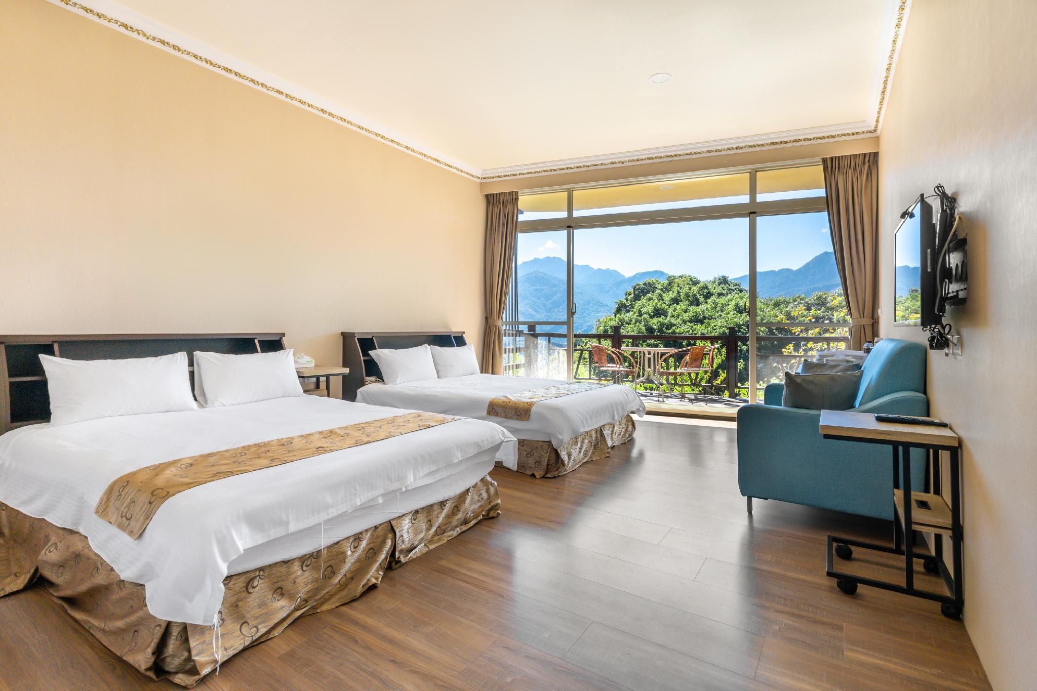 Quadruple Room with Balcony