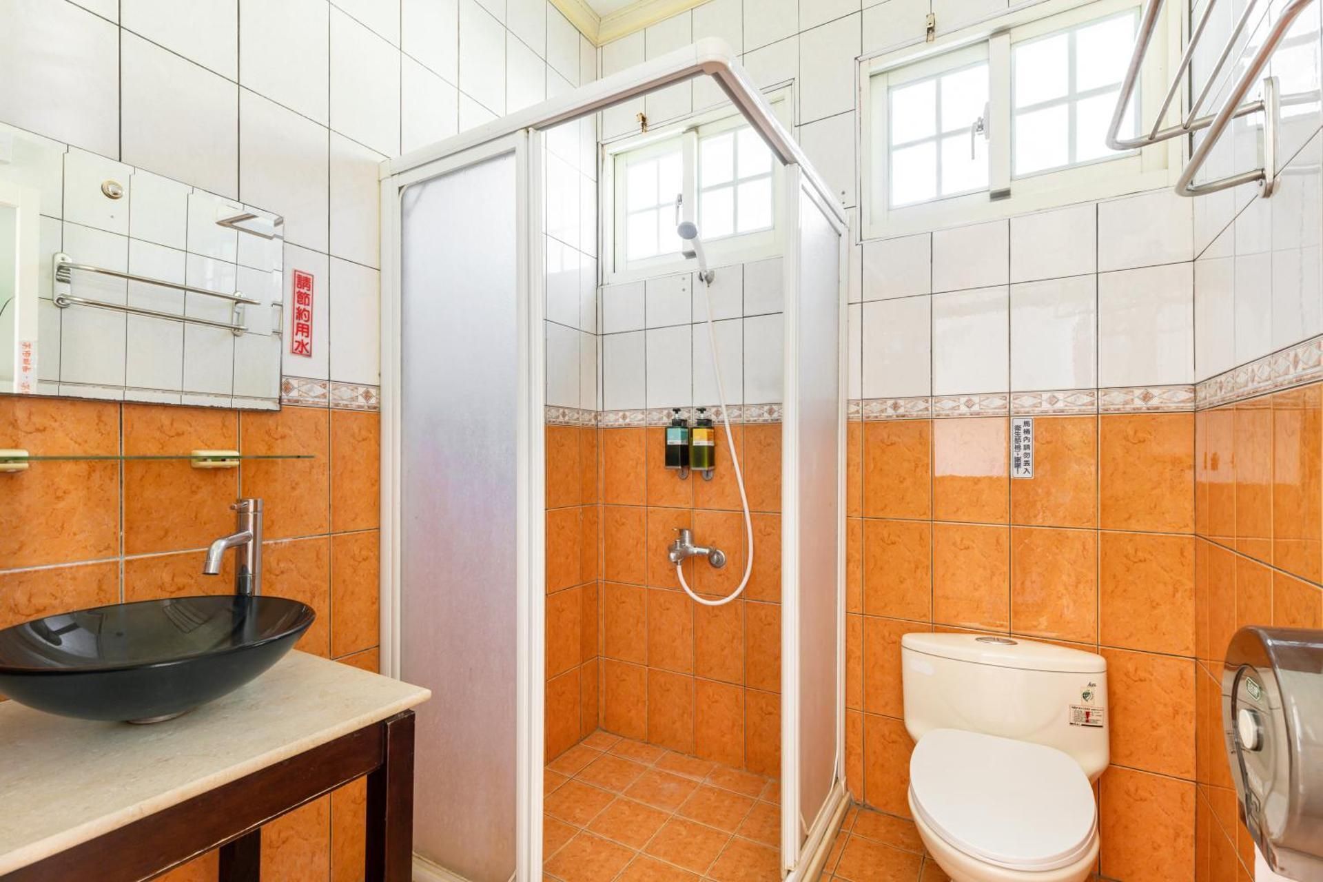 Qing Jing Star Home Stay Superior Family Room 2