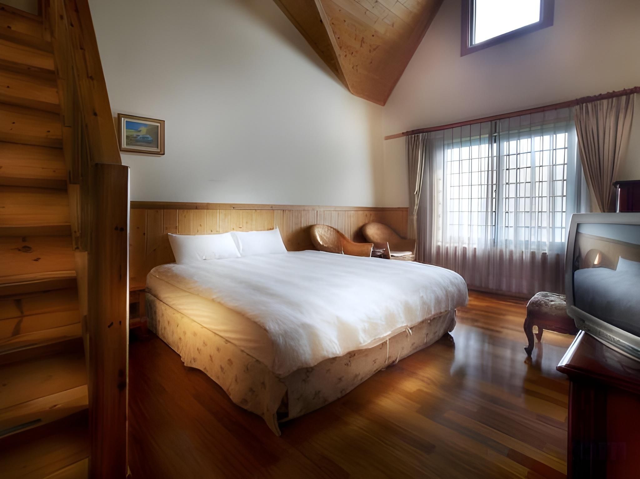 Duplex Quadruple Room