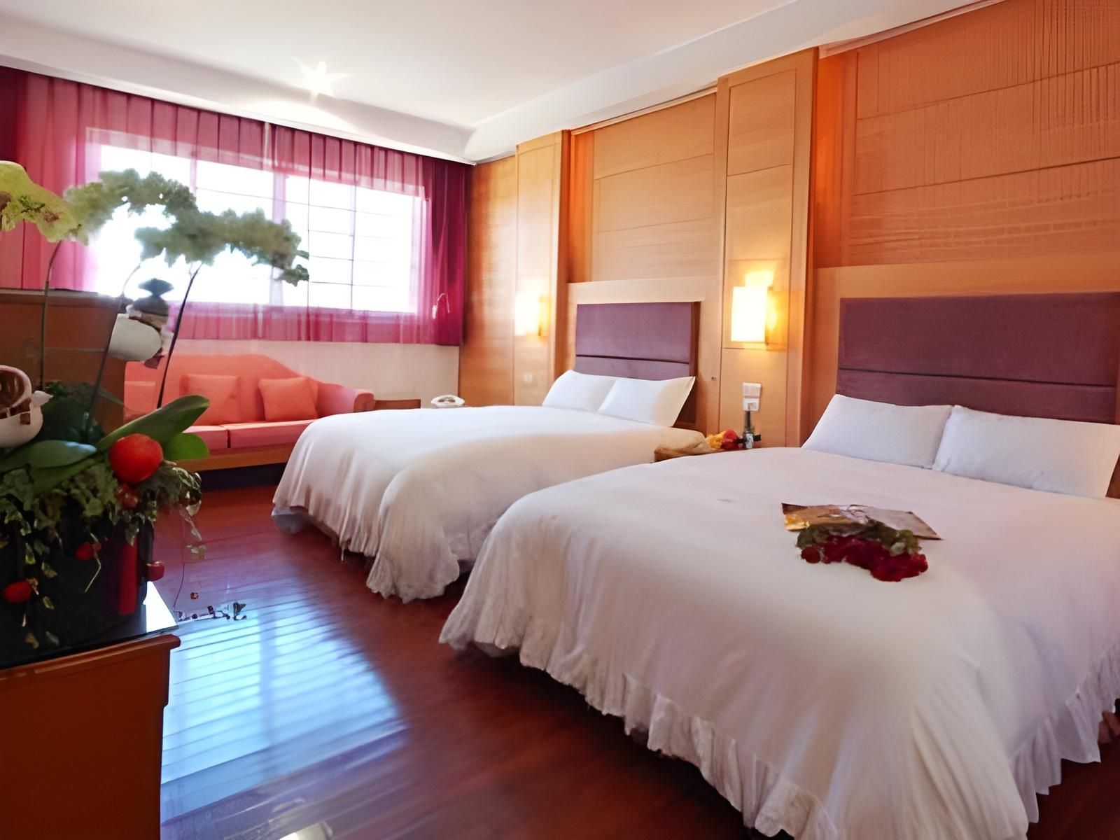 Quad Room