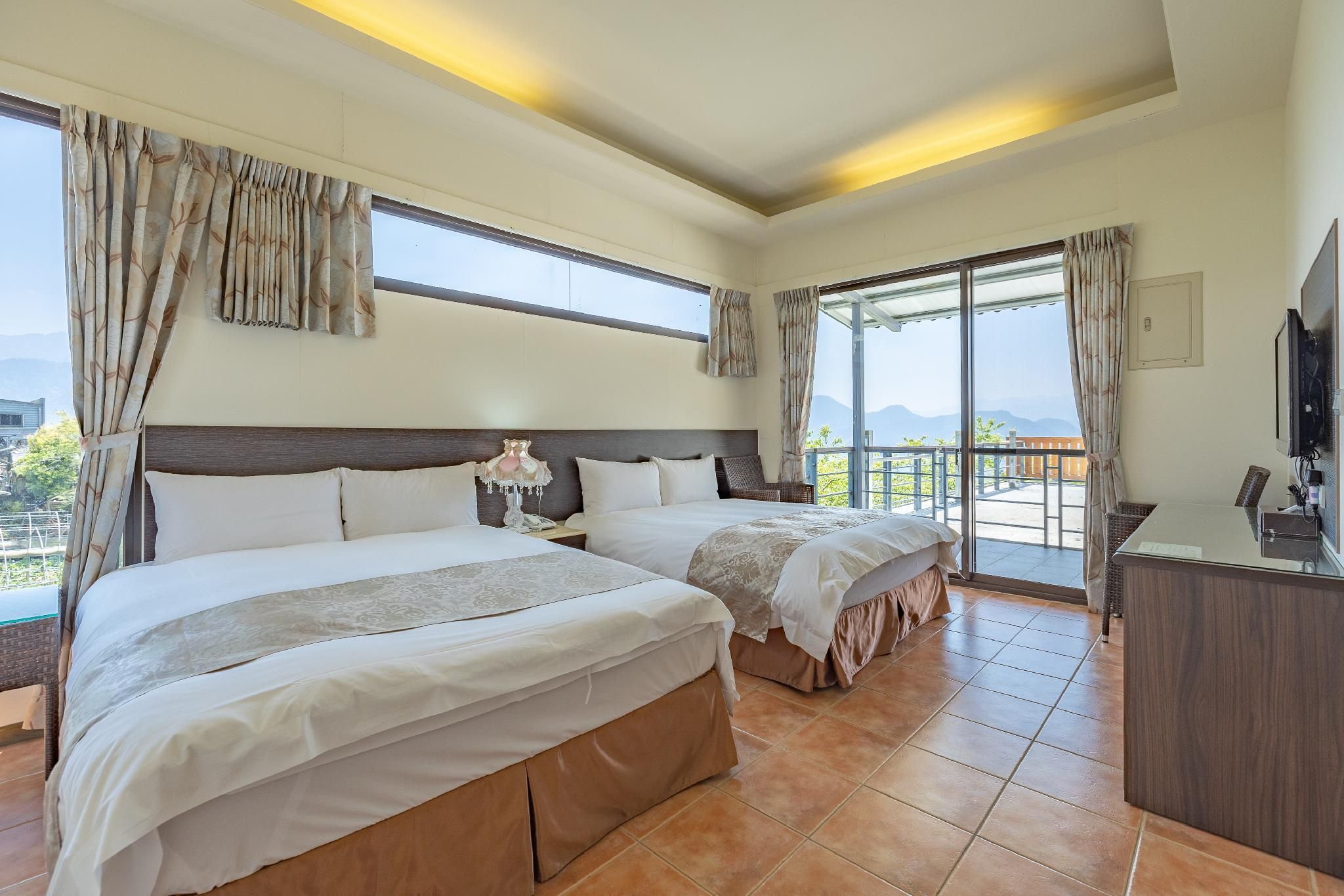 Flower and Star Garden Bed and Breakfast Standard Quadruple Room