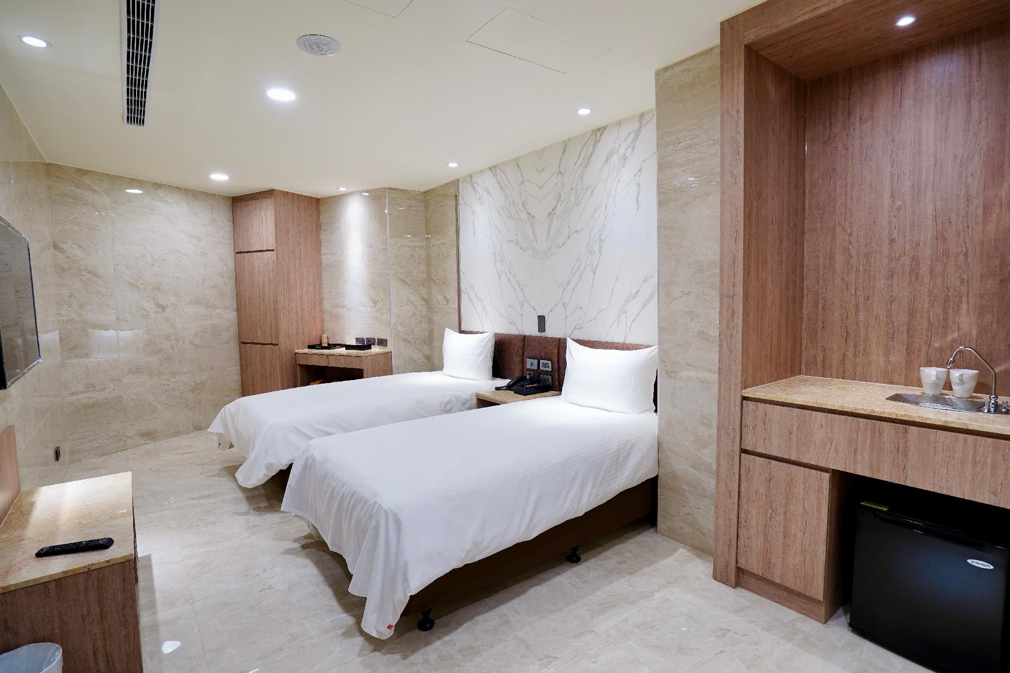 Double Room - Main Building