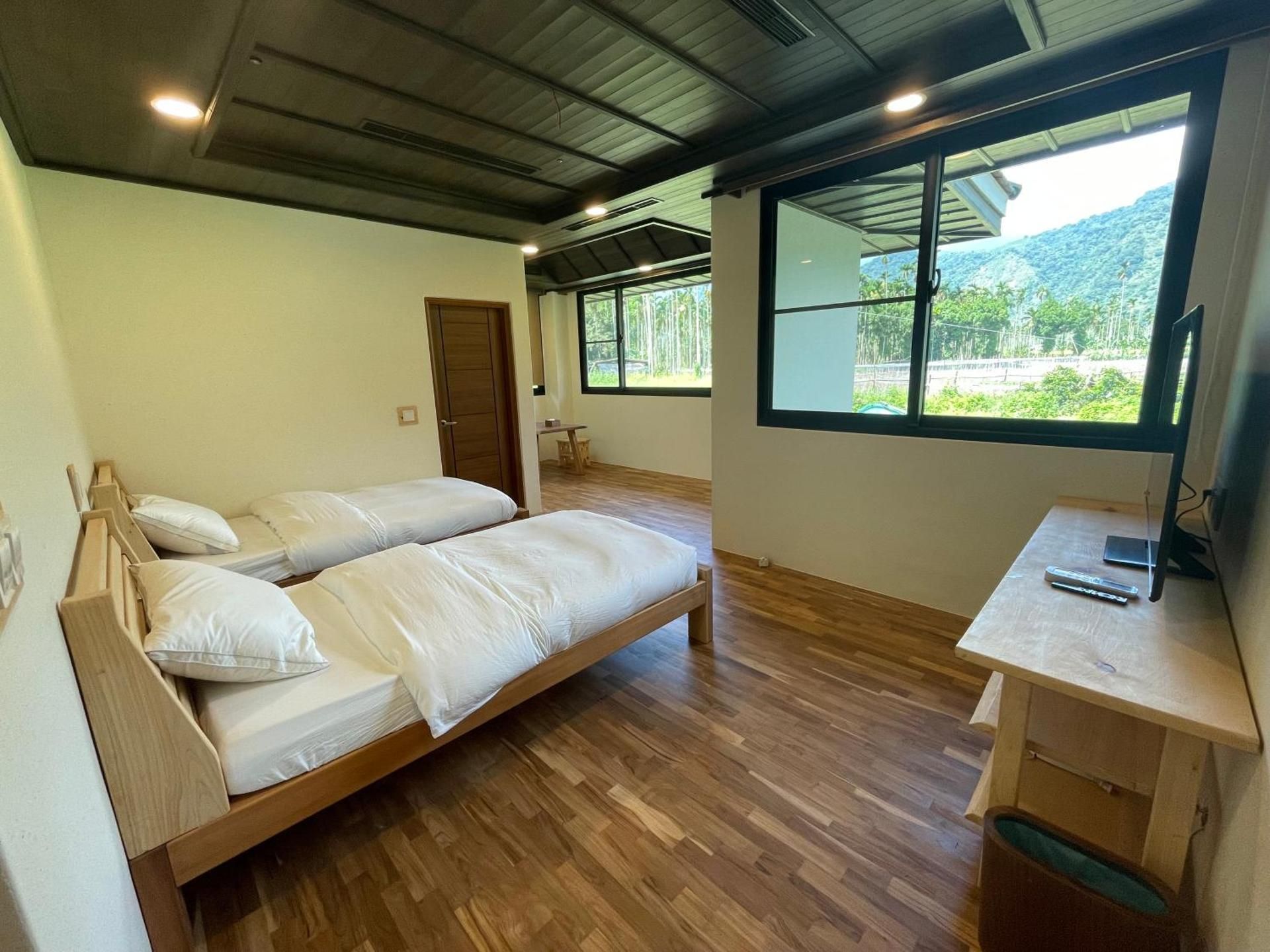 Superior Double or Twin Room with Mountain View
