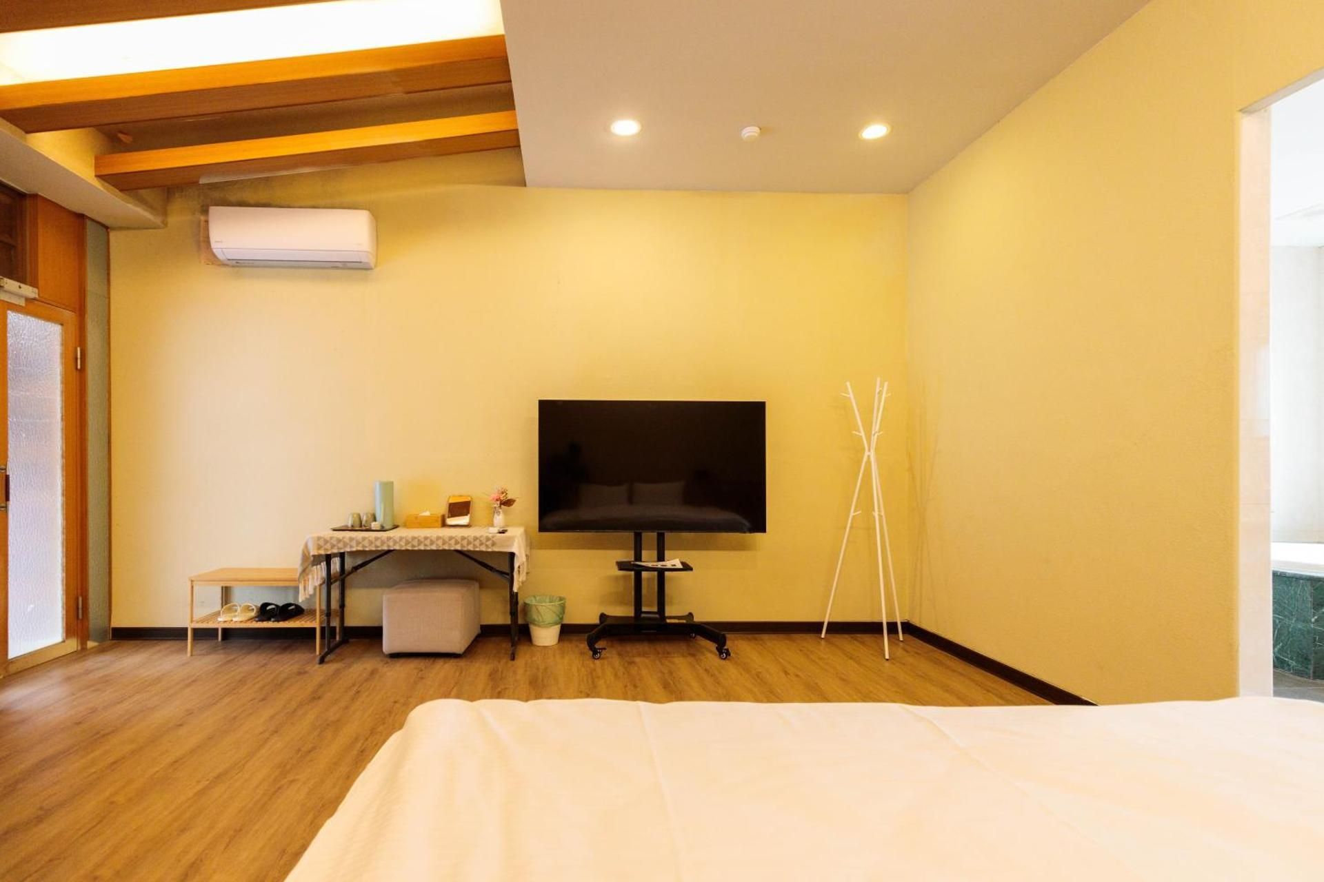 Deluxe Double Room with Bath