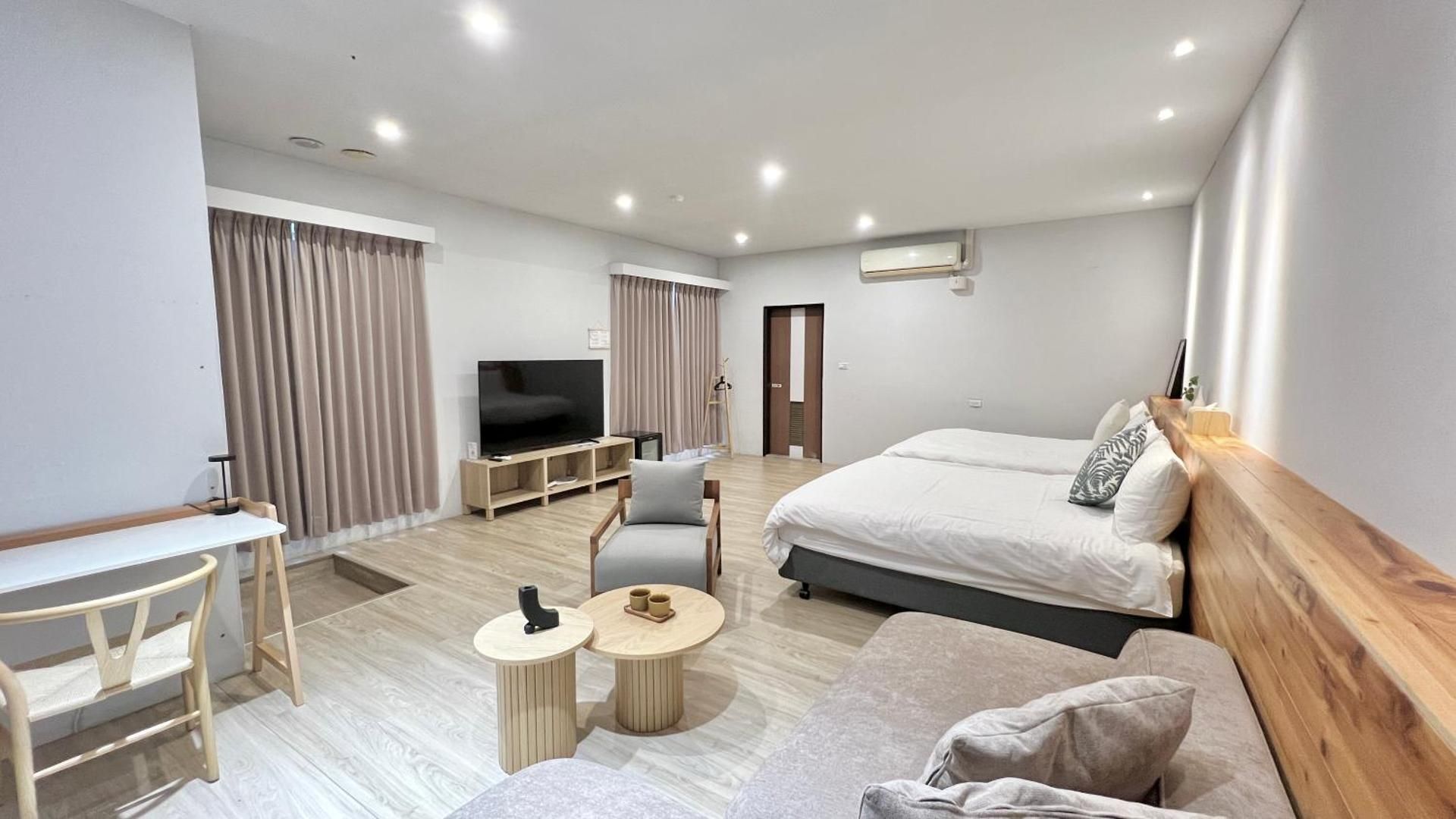 Quadruple Room with Bath