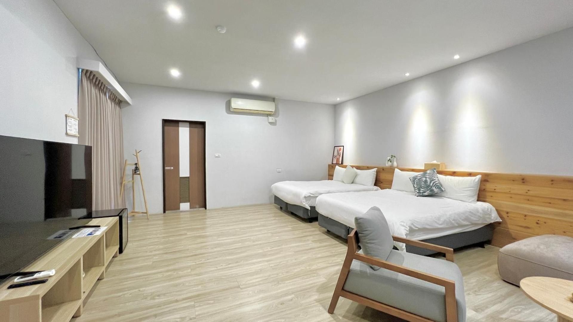 Quadruple Room with Bath