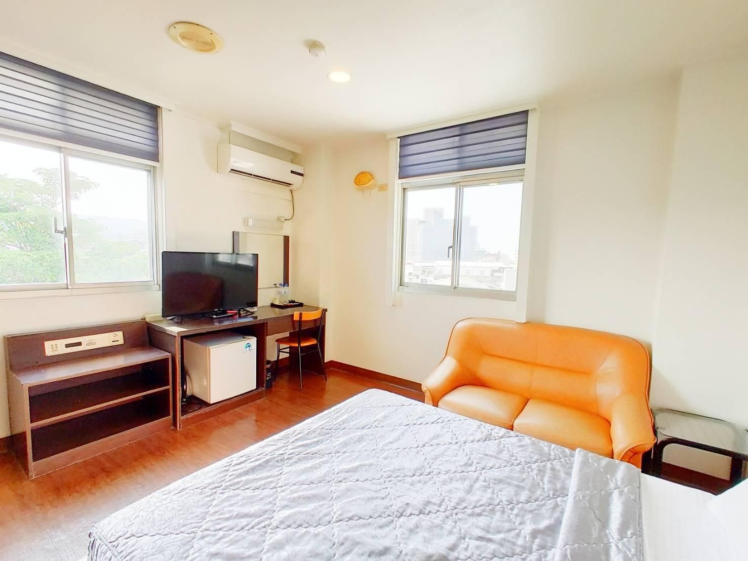 Royal Business Hotel VIP Suite 2