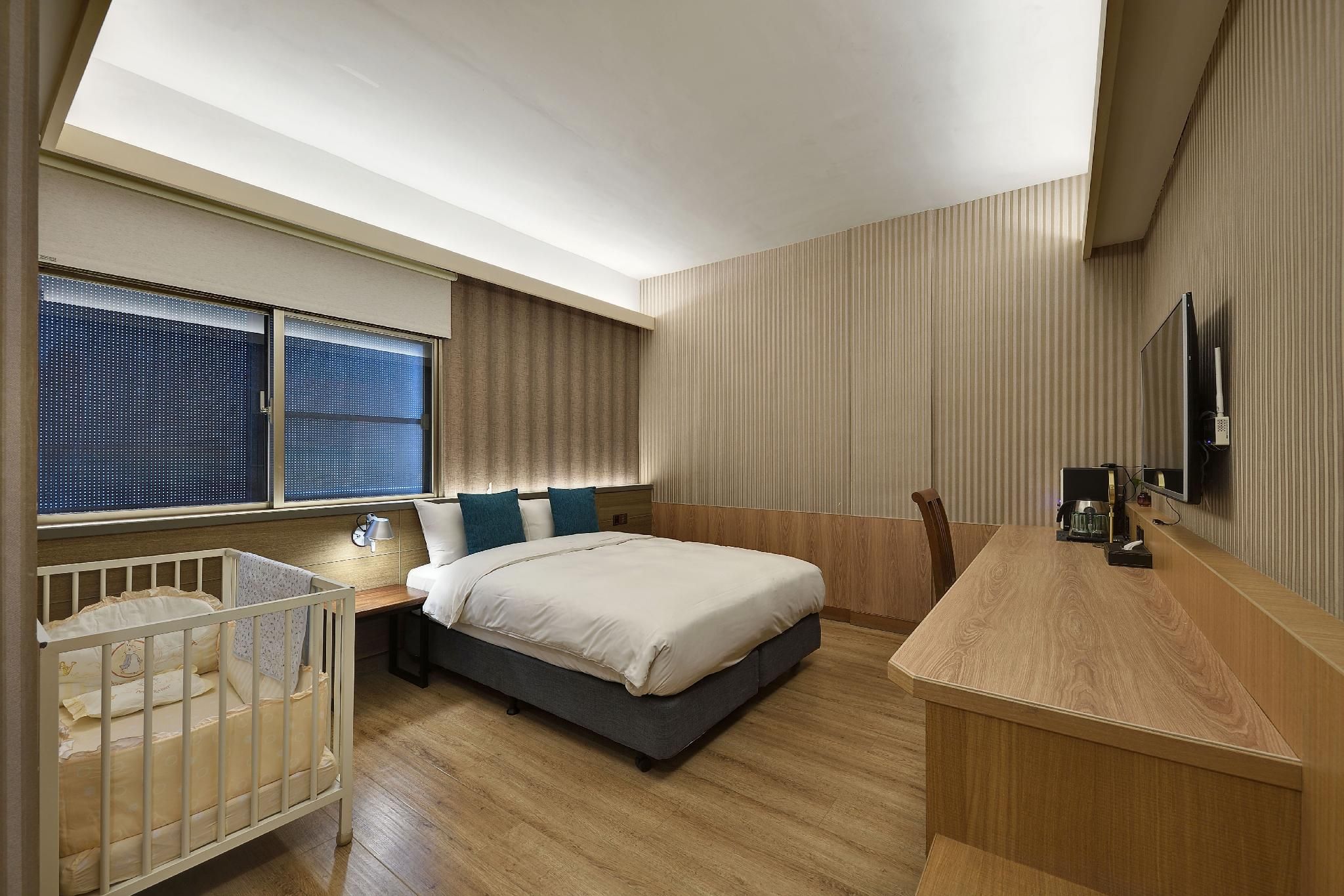 Standard Double Room - Non-Smoking