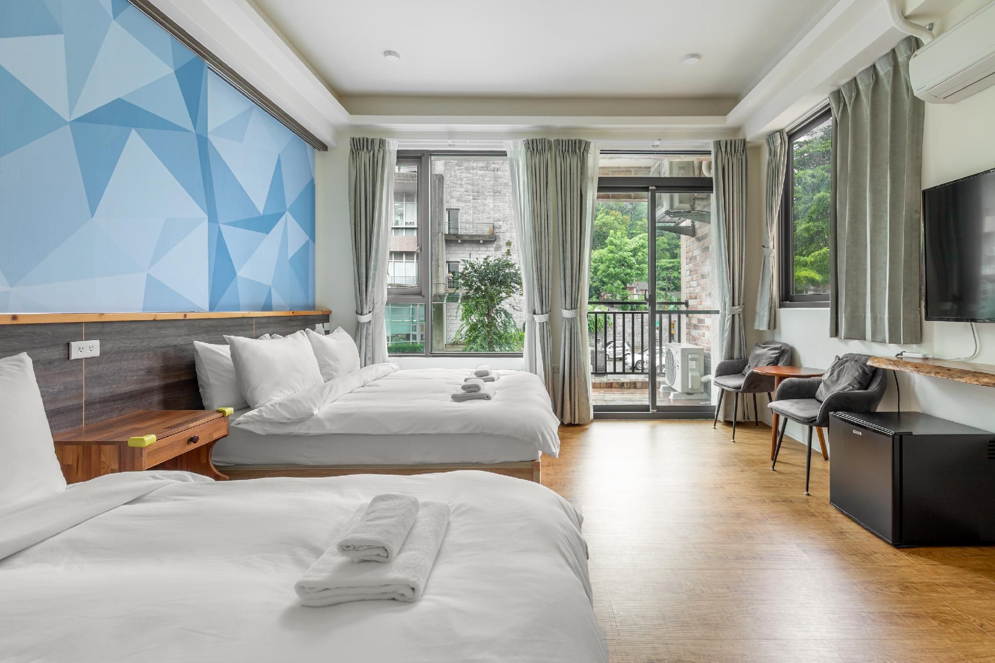 Quadruple Room with Balcony
