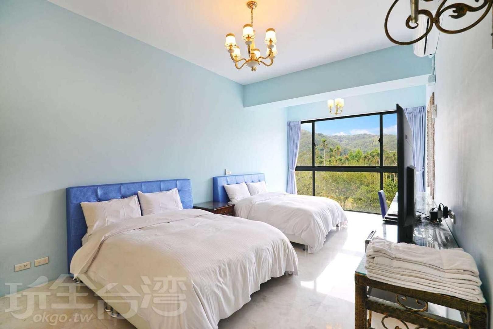 Quadruple Room with Mountain View